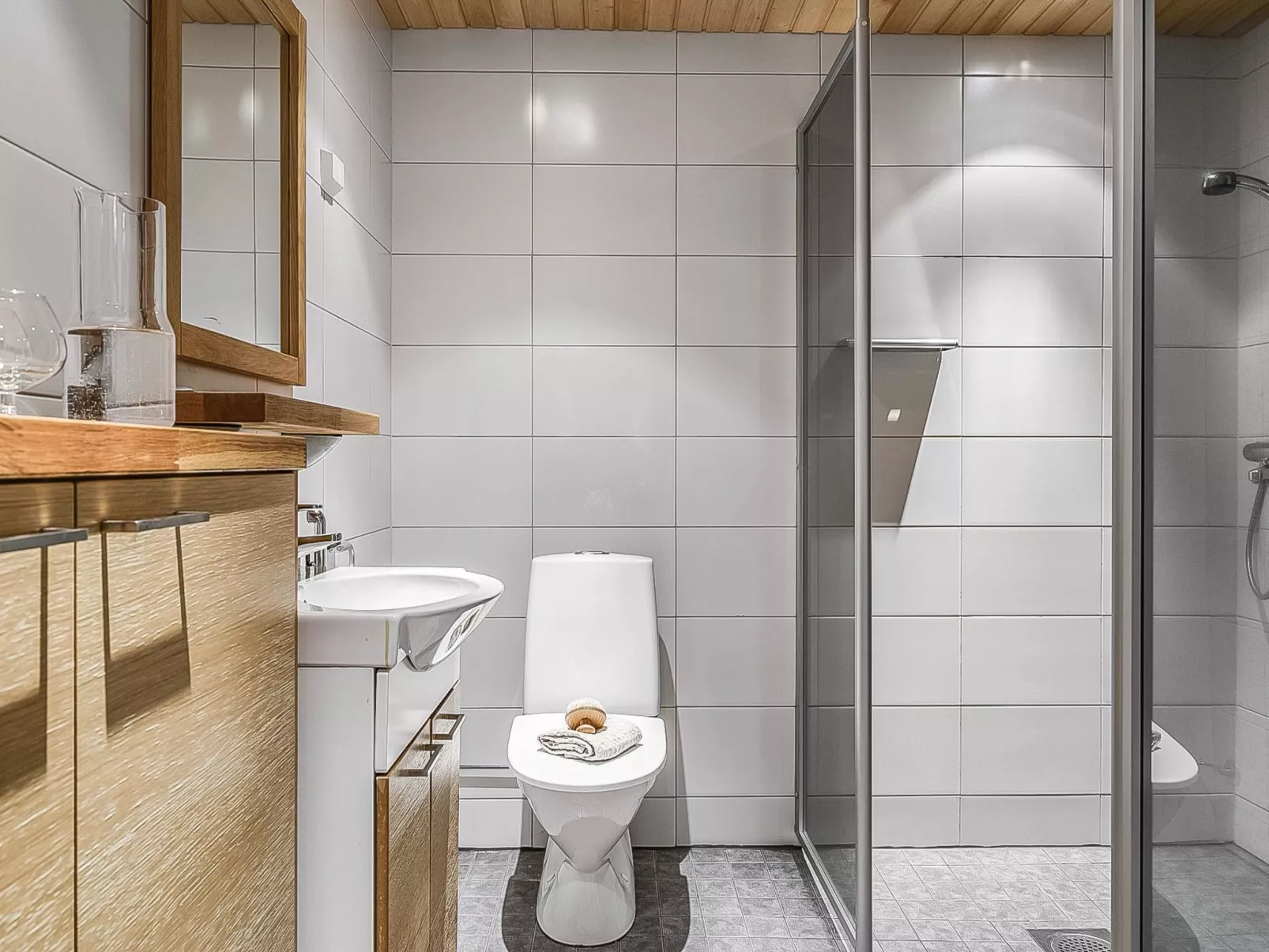 Rukavuorenhuippu 23 b-Dedans