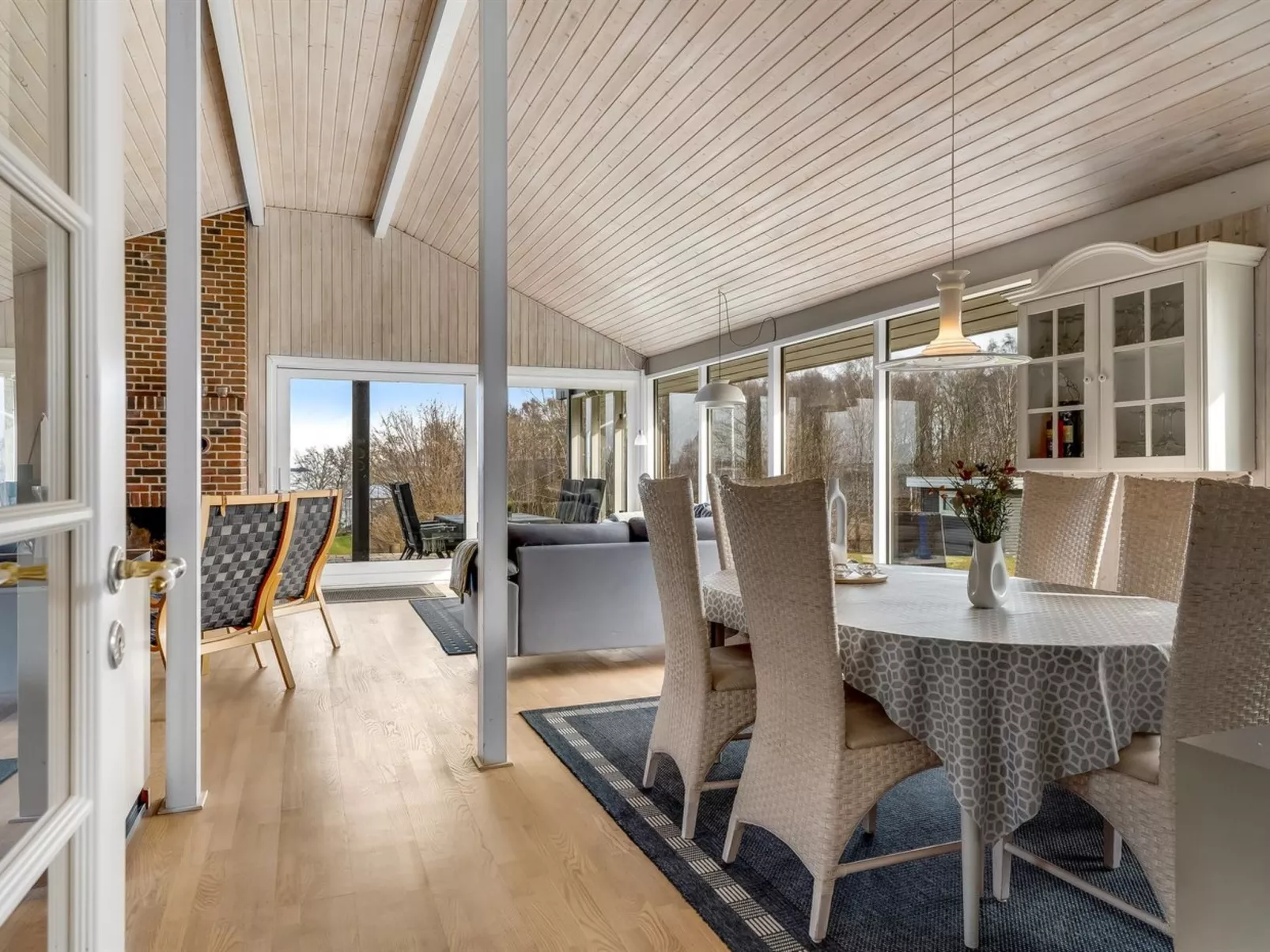 "Tosti" - 180m to the fjord-Inside