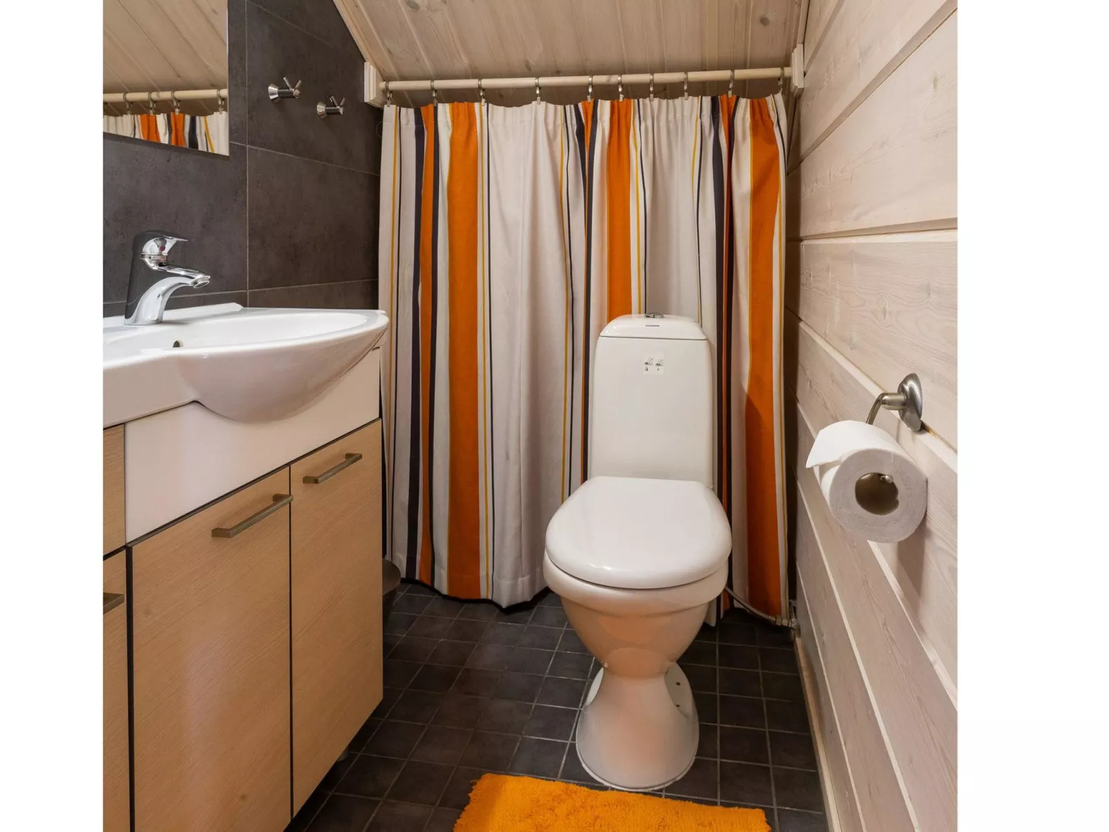 Lapinukonkäännös-Dedans