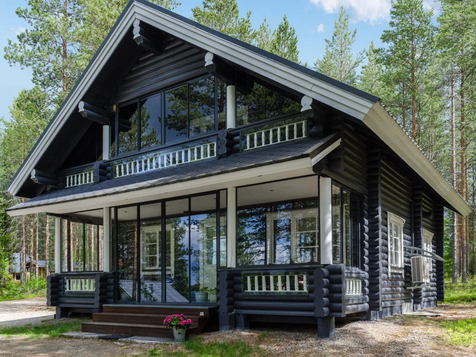 Hatun huilaus-Drinnen