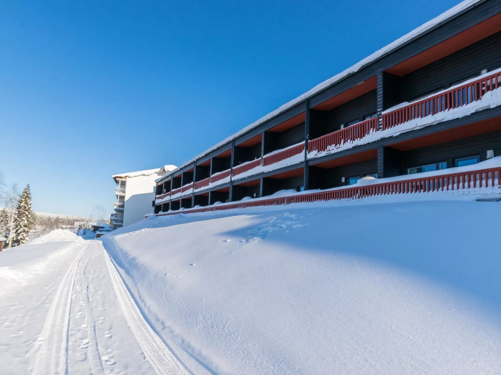 Skivillas 61 ukkohalla (b3)-Drinnen