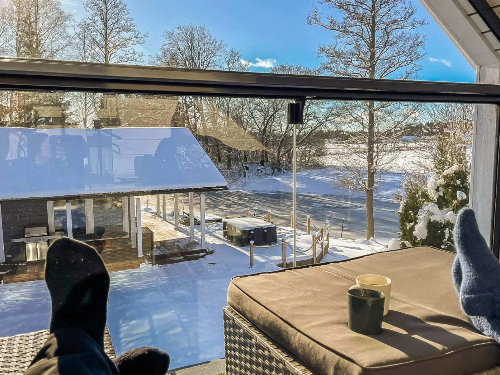 Villa jokiranta-Dedans