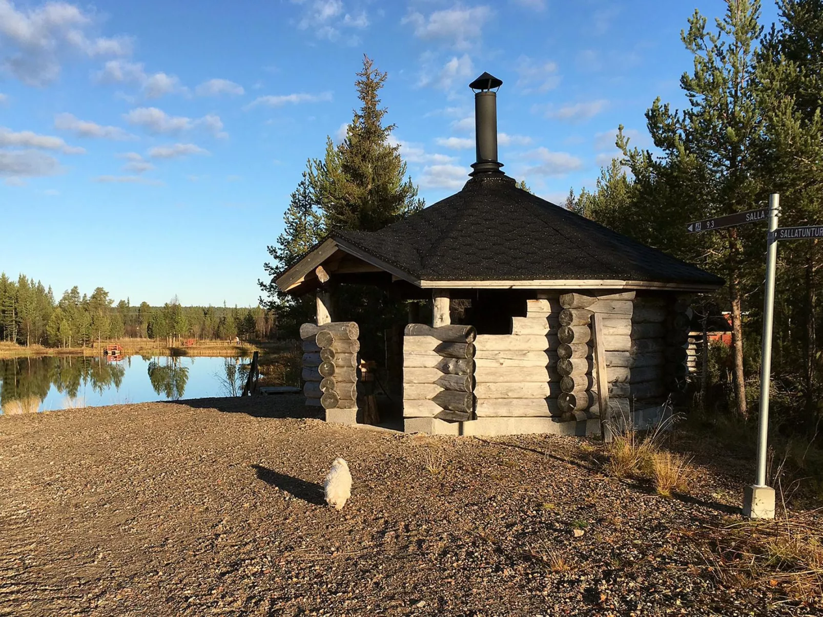 Keselmäkangas-Dedans