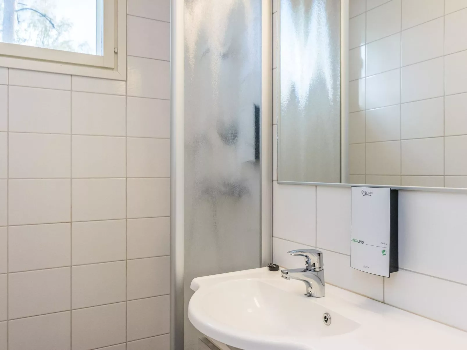 Kartanohuvila-Inside