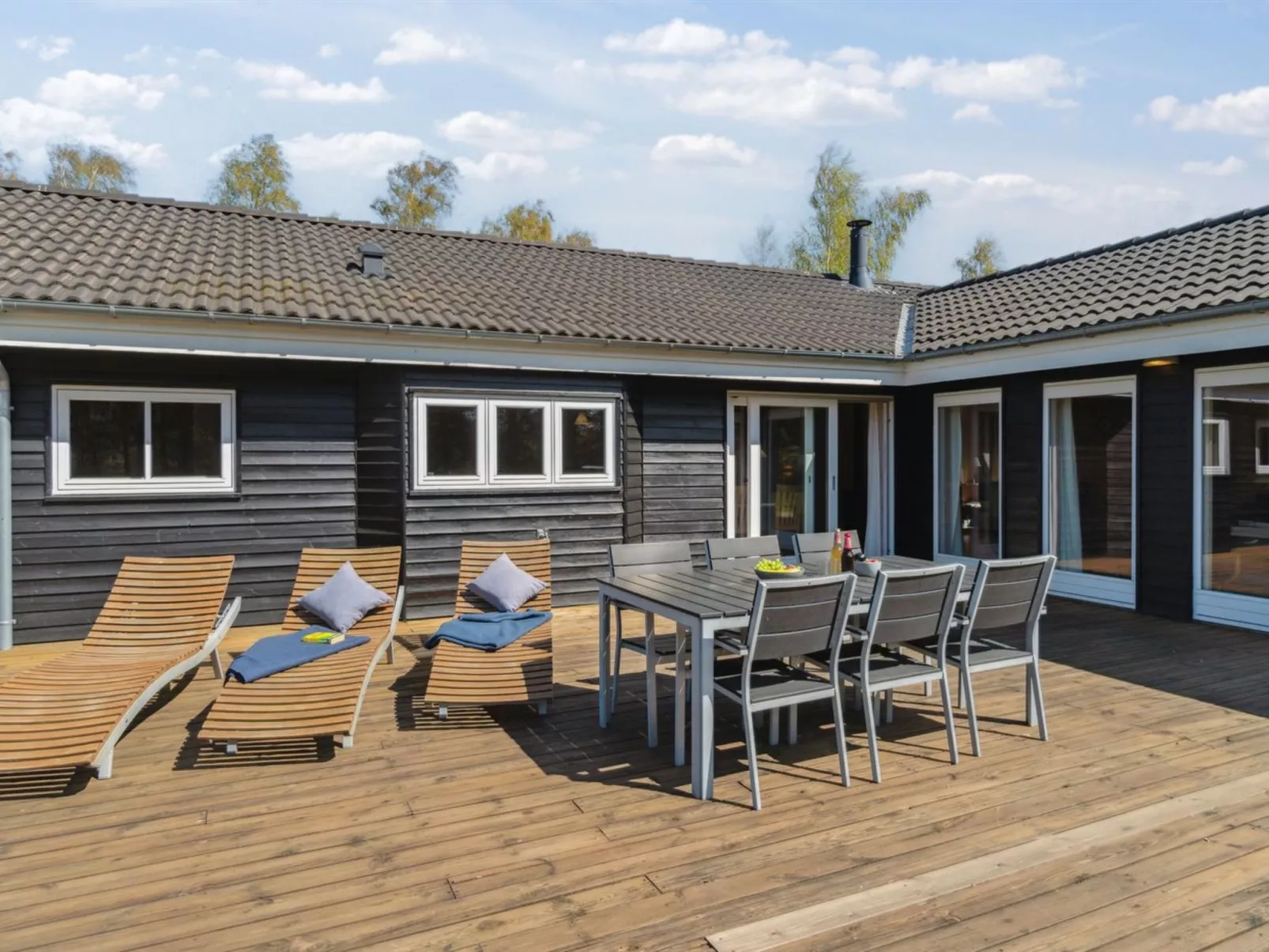 "Edna" - 500m from the sea-Draußen