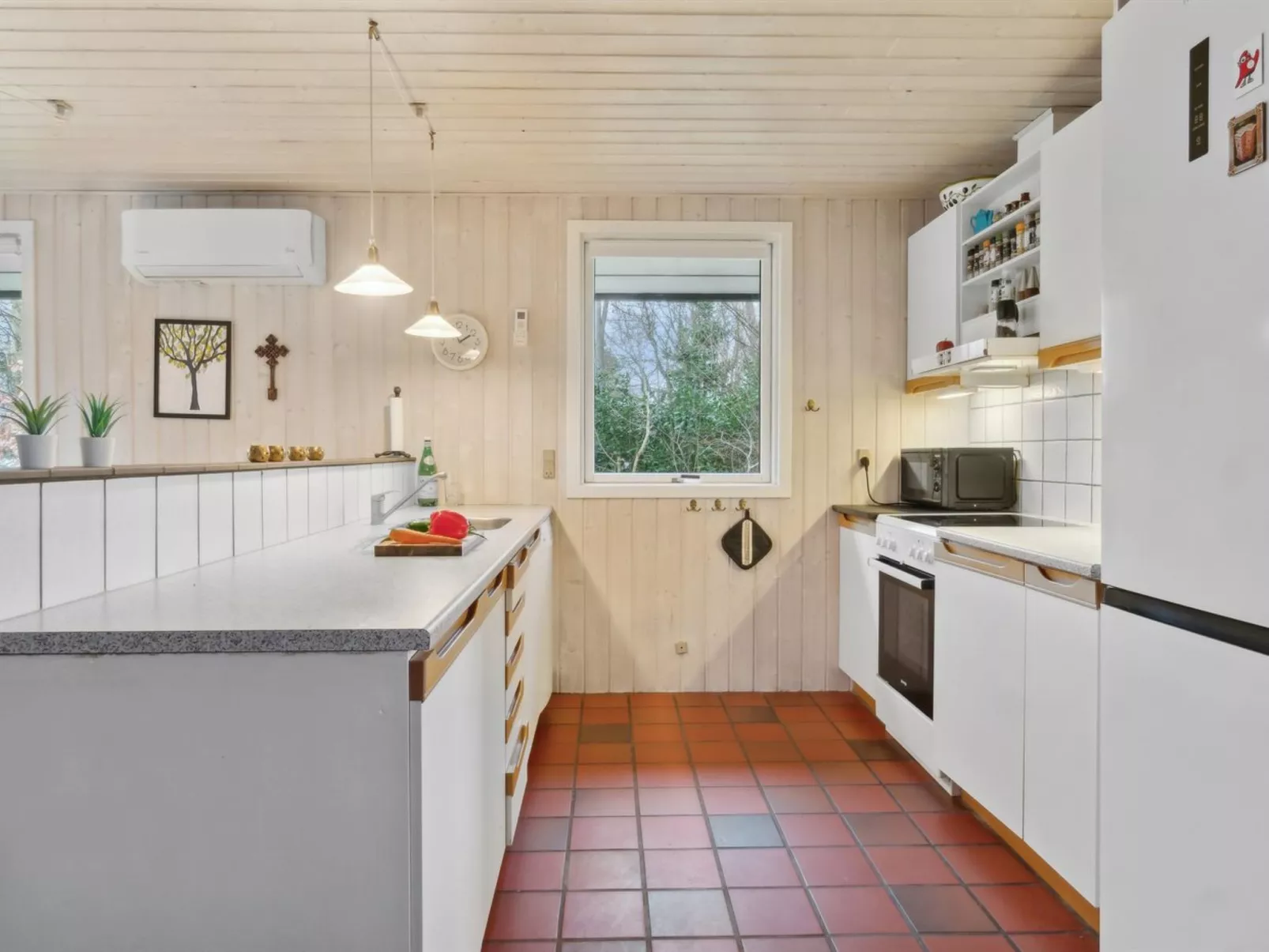 "Naina" - 200m from the sea-Dedans