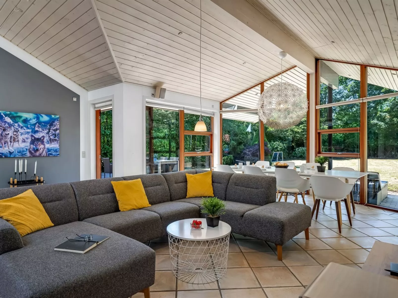 "Lillebror" - 12km from the sea-Drinnen