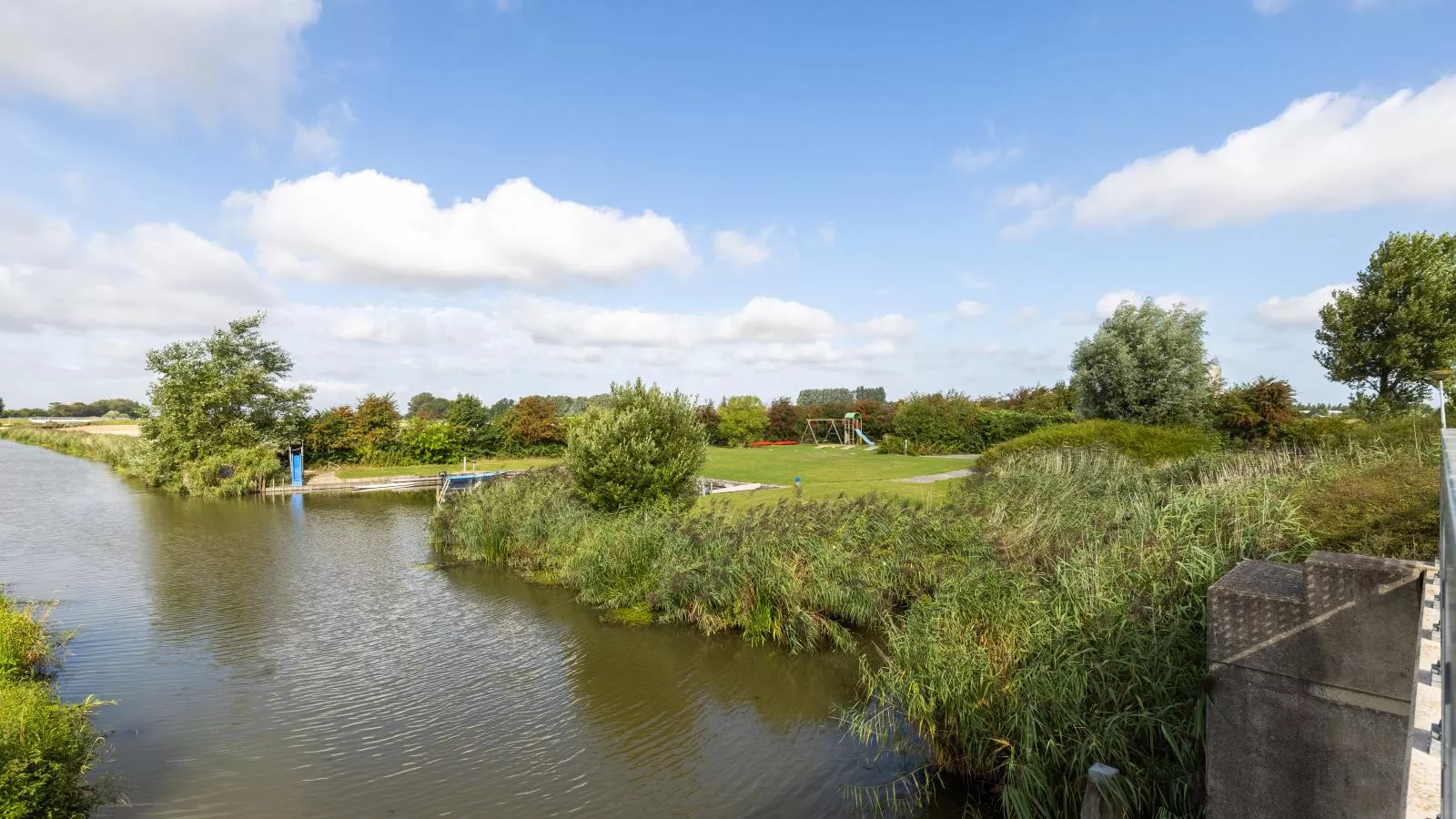 Groep in Friesland-Areas within 1km in summer