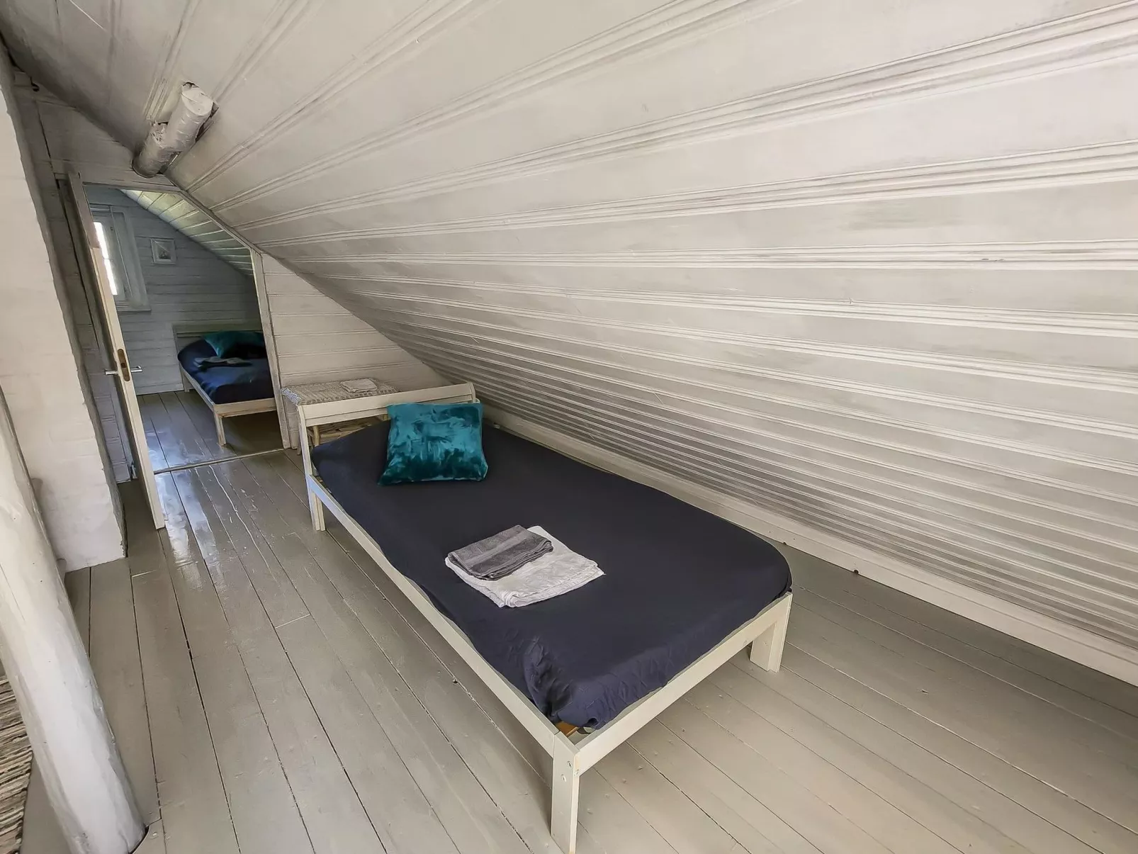 Den lilla röda stugan-Drinnen