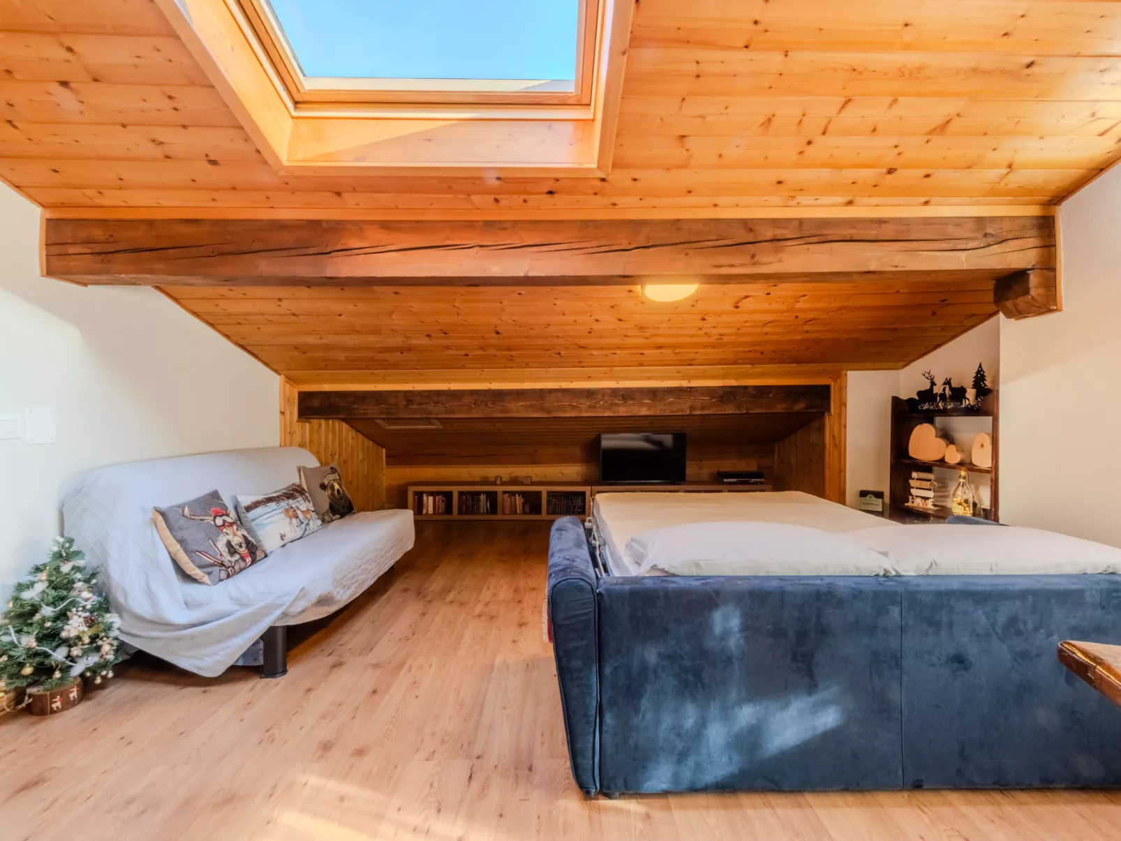 Mansarda in Legno San Rocco-Drinnen