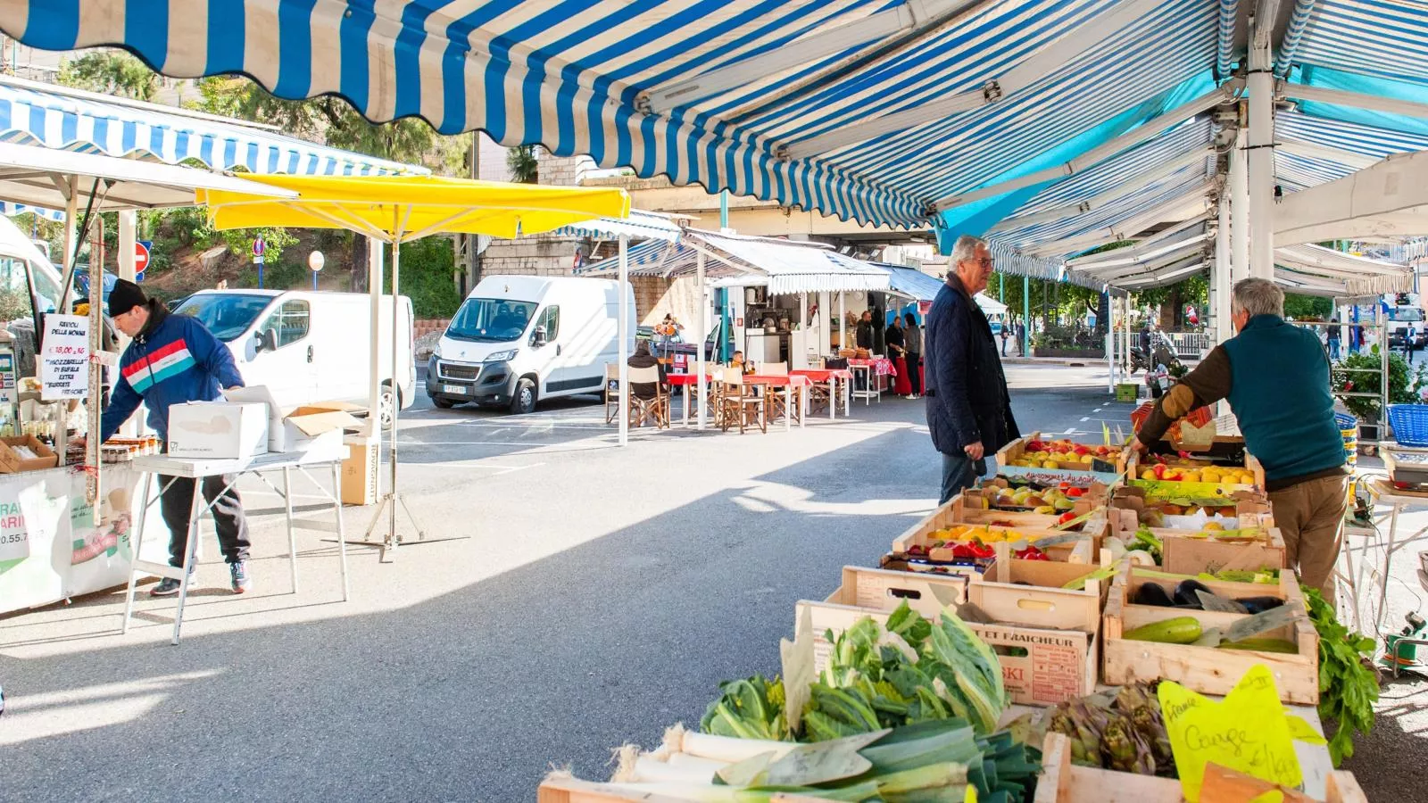 Chez Gabrielle-Areas within 1km in summer