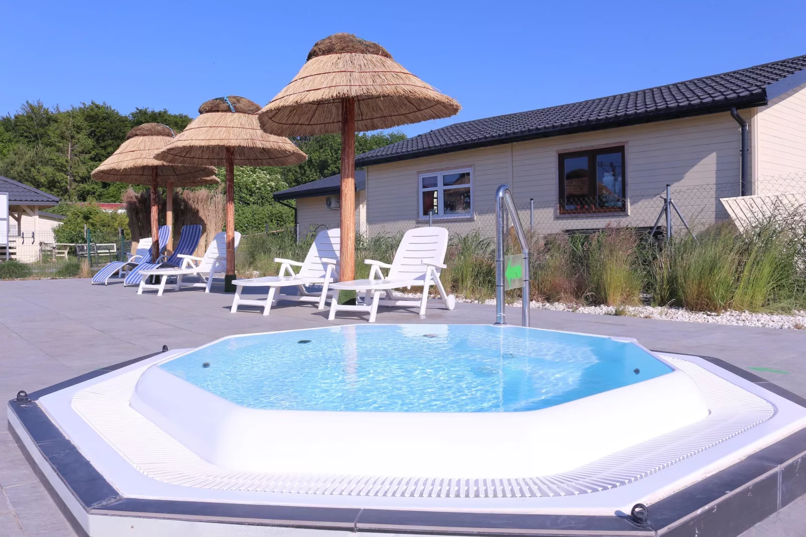 Domek piętrowy 6-osobowy Ustronie Morskie-Terrasse/Balkon