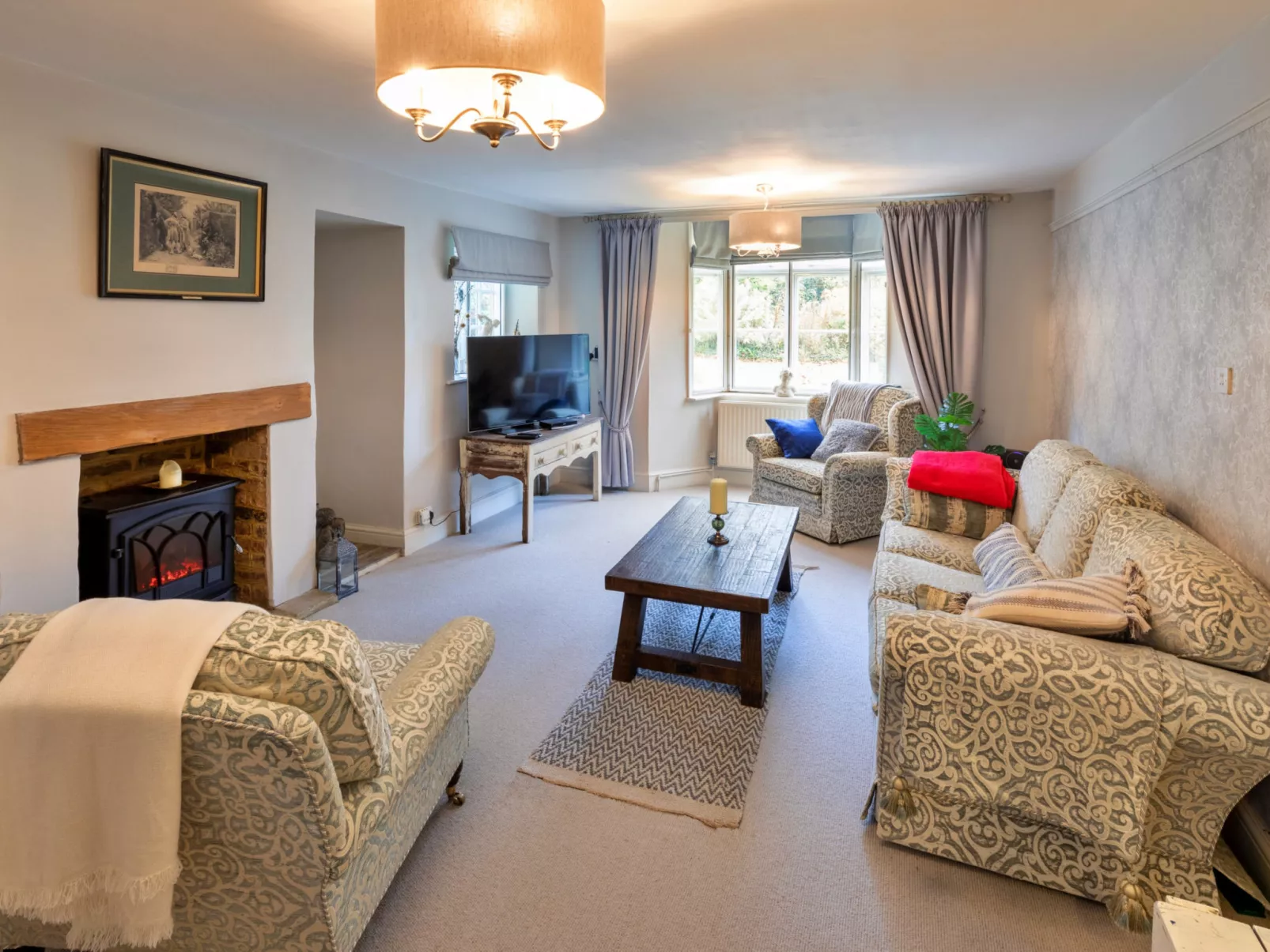 Islip Mill House - Beautiful Riverside Home-Inside