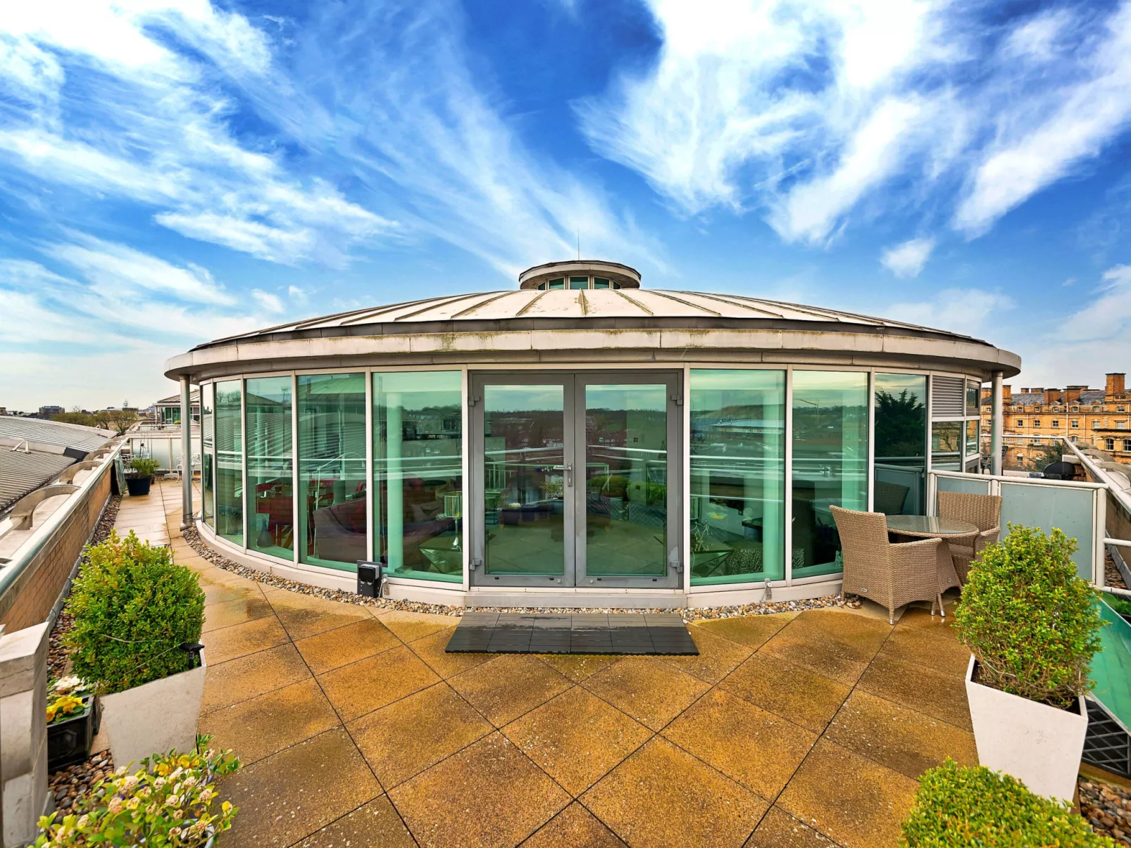 The Penthouse at 611 Westgate-Dedans