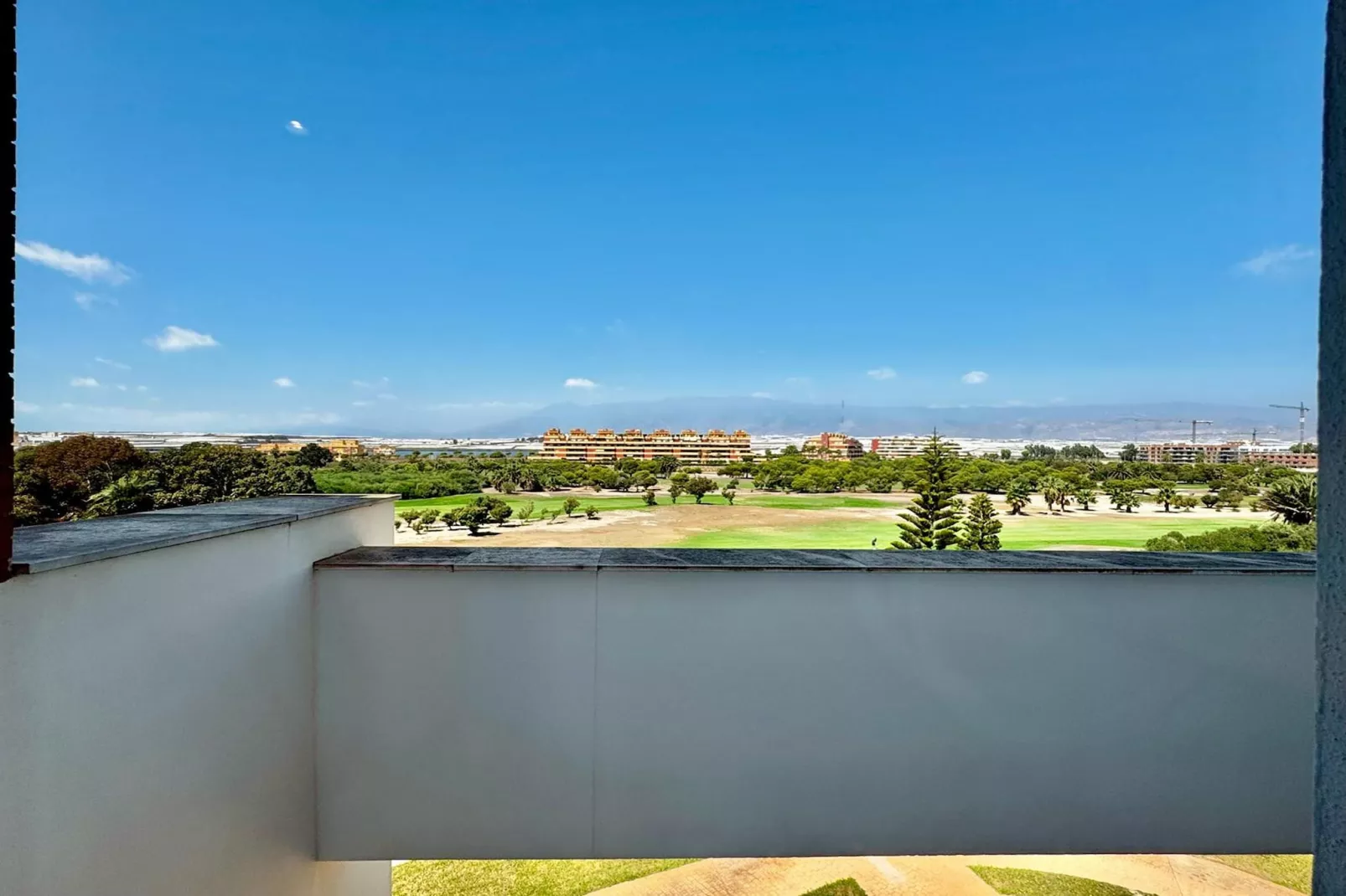 Agua Serena - Aussicht Sommer
