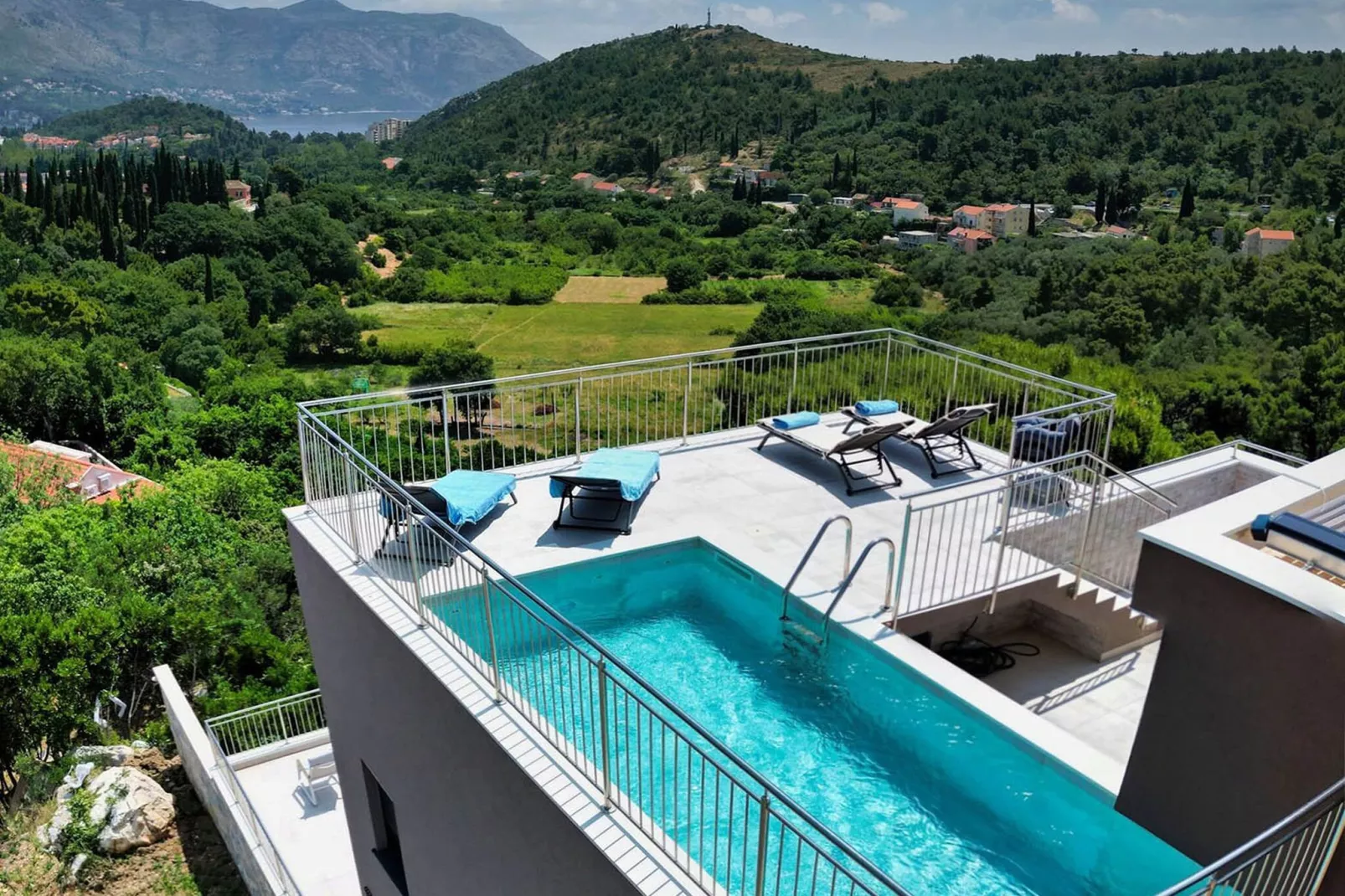 Villa Golden Grain - Four Bedroom Villa-Aussicht