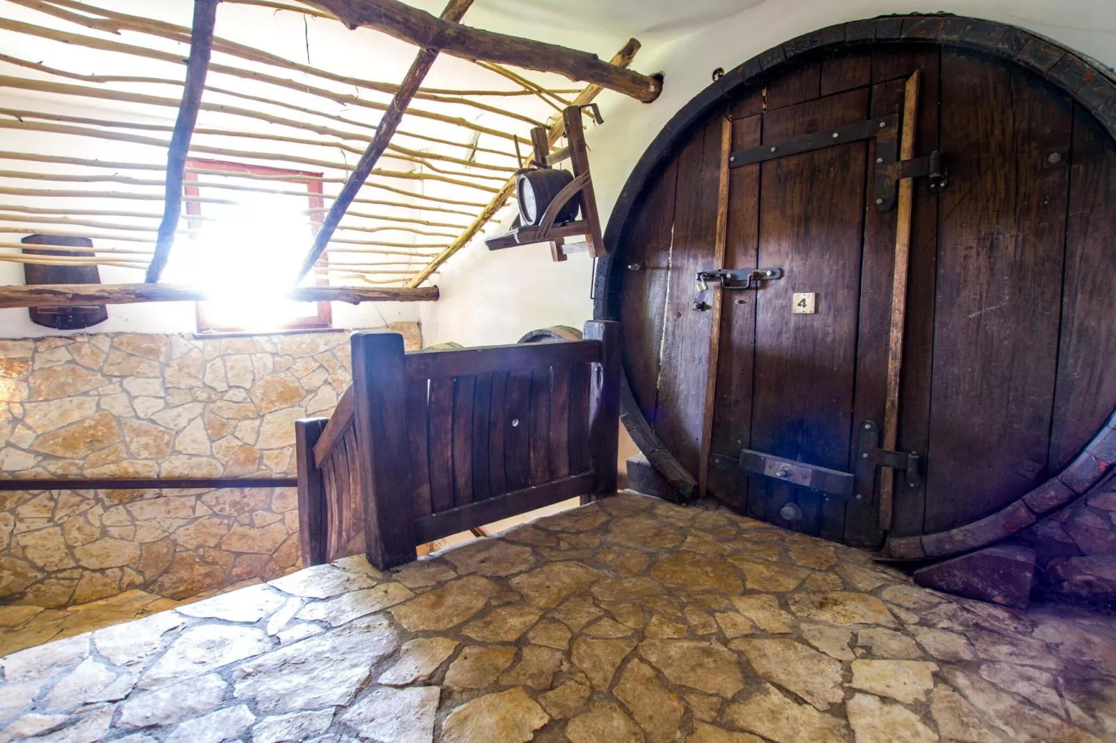 Rustic Charm Cottage Country House with Sauna - Five Bedroom  Holiday Home with Sauna-Stairs