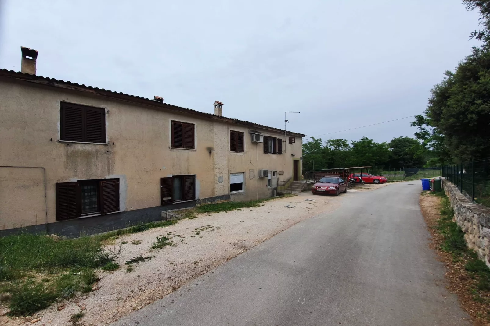 Zevnik Quiet Retreat with Stunning Views and Equestrian Activities - Family Room with Private Bathroom 8-Outdoor