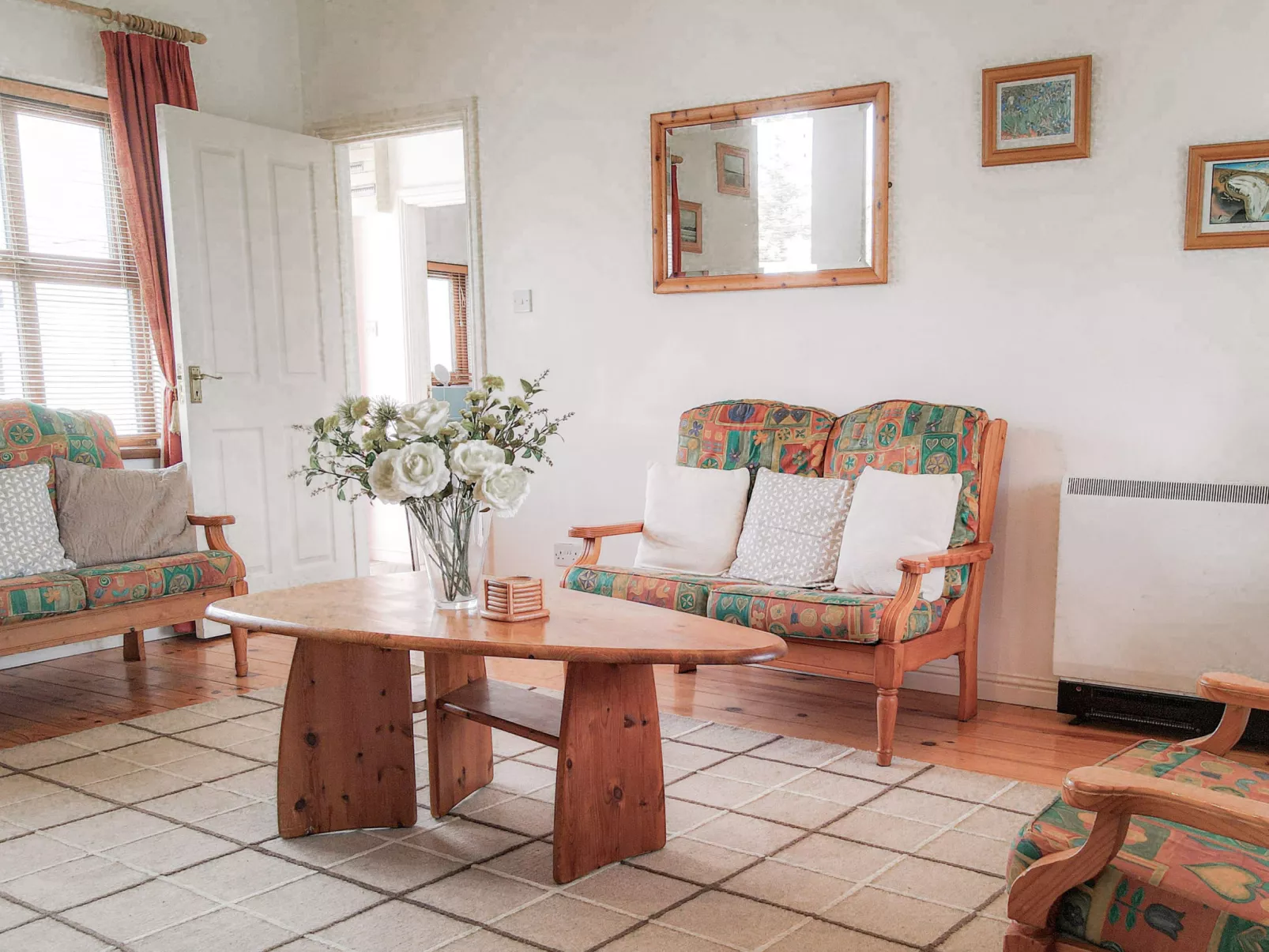 Achill Sound HV No 9-Inside