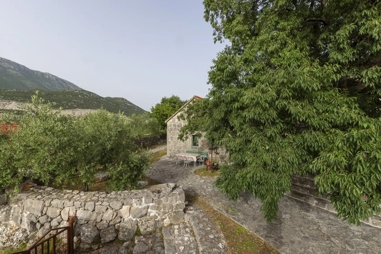 Rustical Resort Kokorići with Shared Outdoor Swimming Pool - One Bedroom Apartment with Terrace-Im Freien