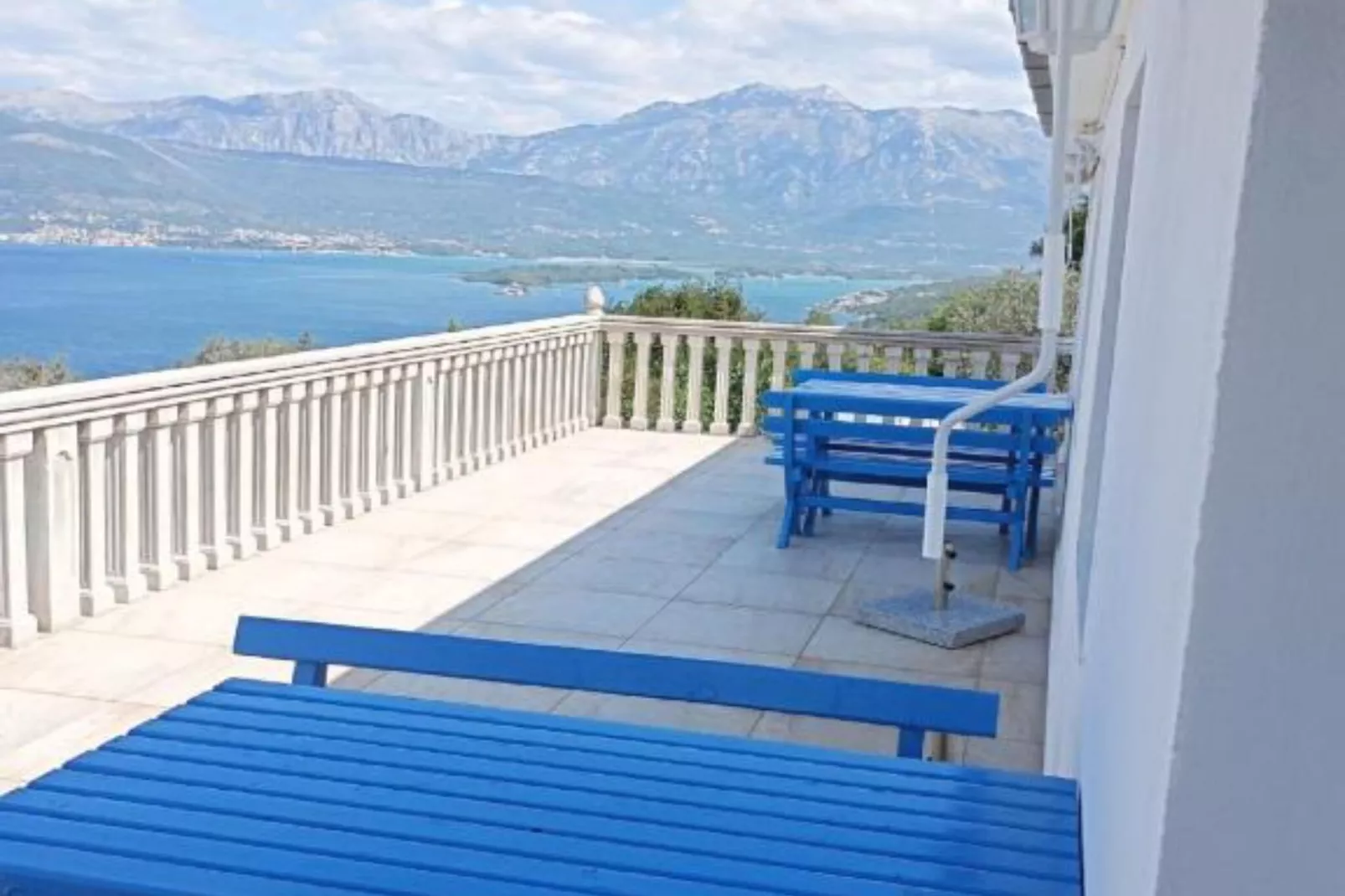 Tivat Relax with Stunning Sea & Mountain Views - Standard Studio Apartment 1-Terrasse/Balkon