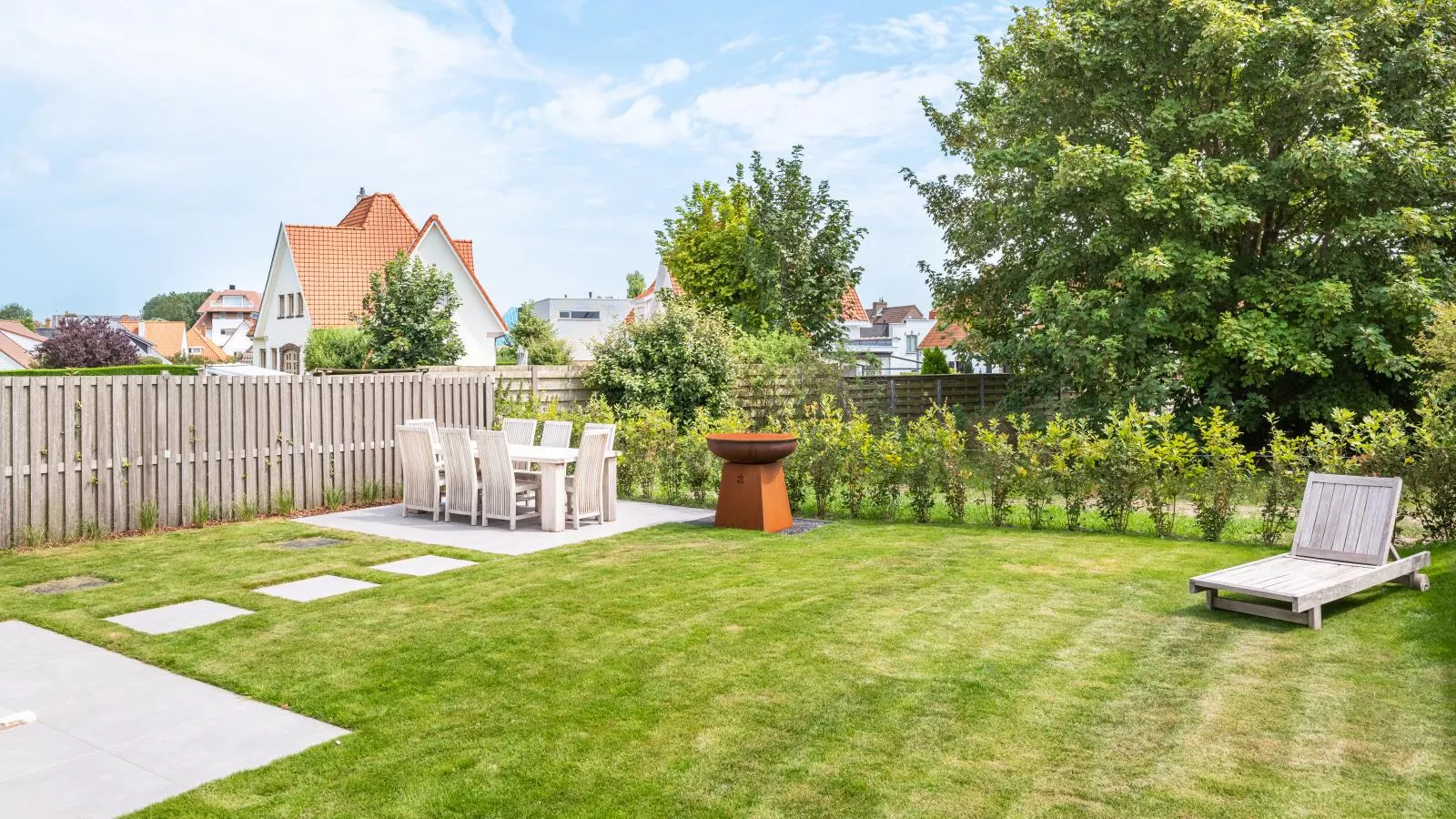 La Classe-Gardens in summer