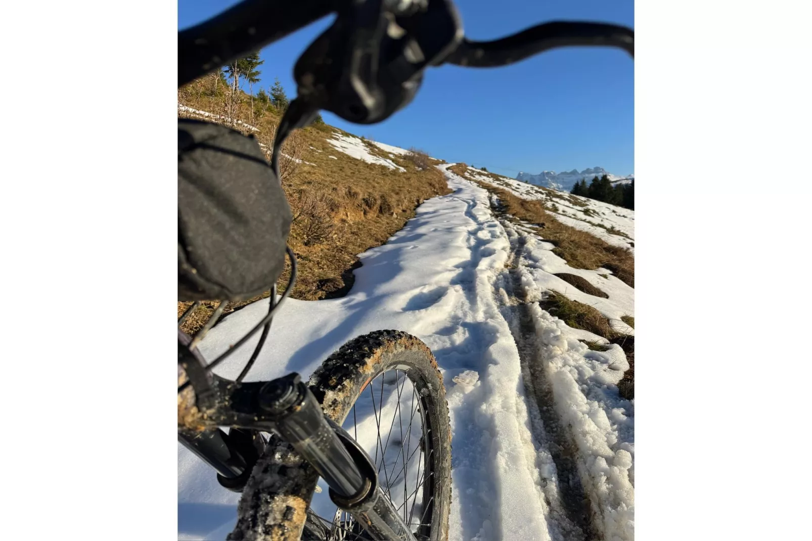 Les Sorbiers-Facilities