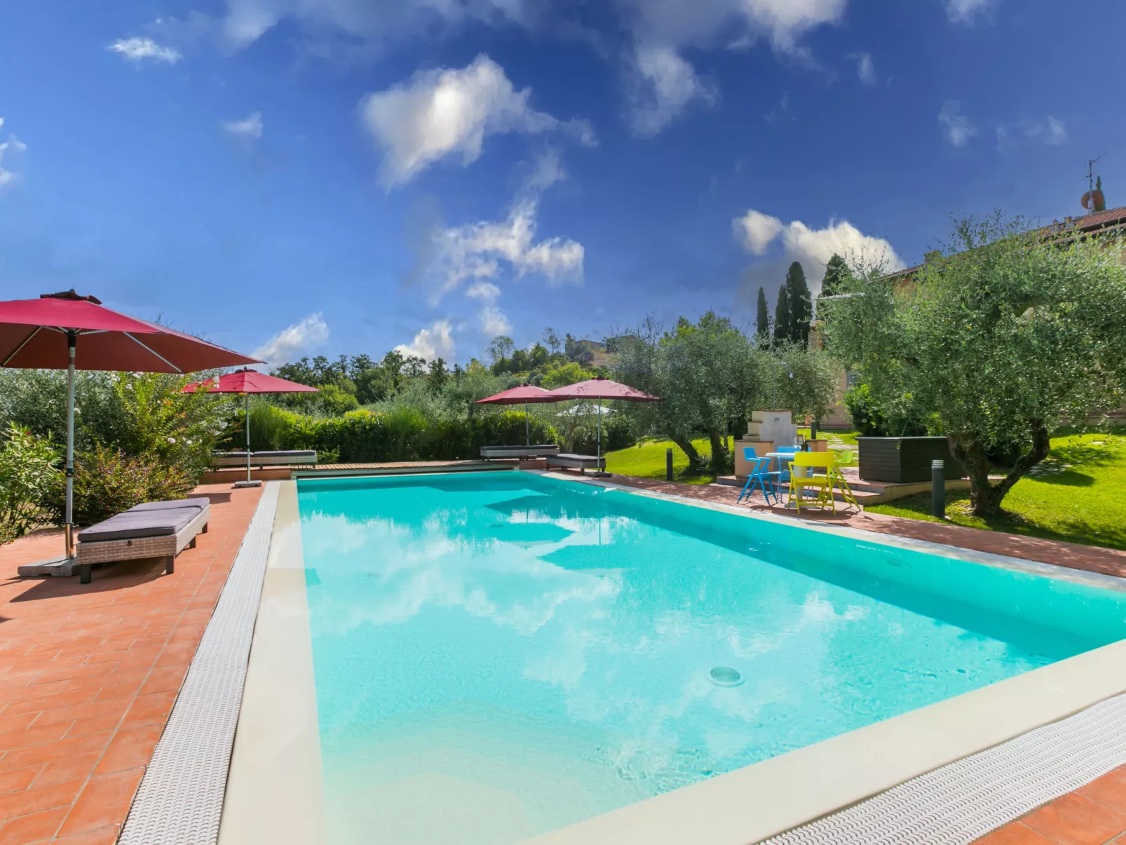 Vecchio Forno-Outside