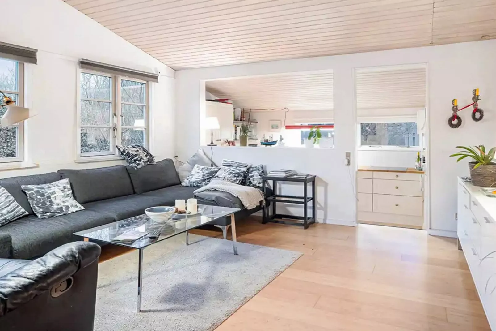 5 star holiday home in Dronningmølle-Indoor