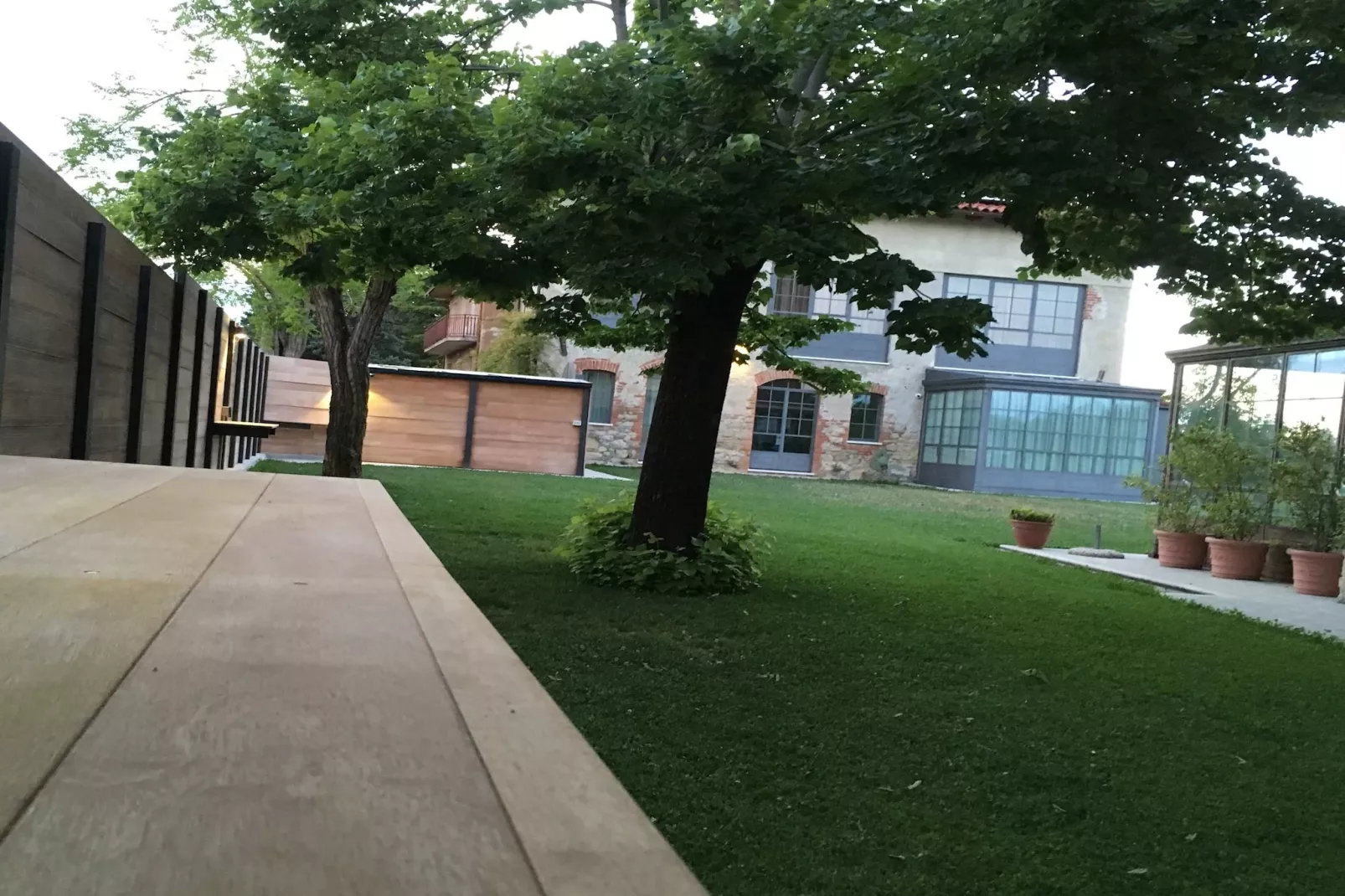 AL Montaldeo-Gardens in summer