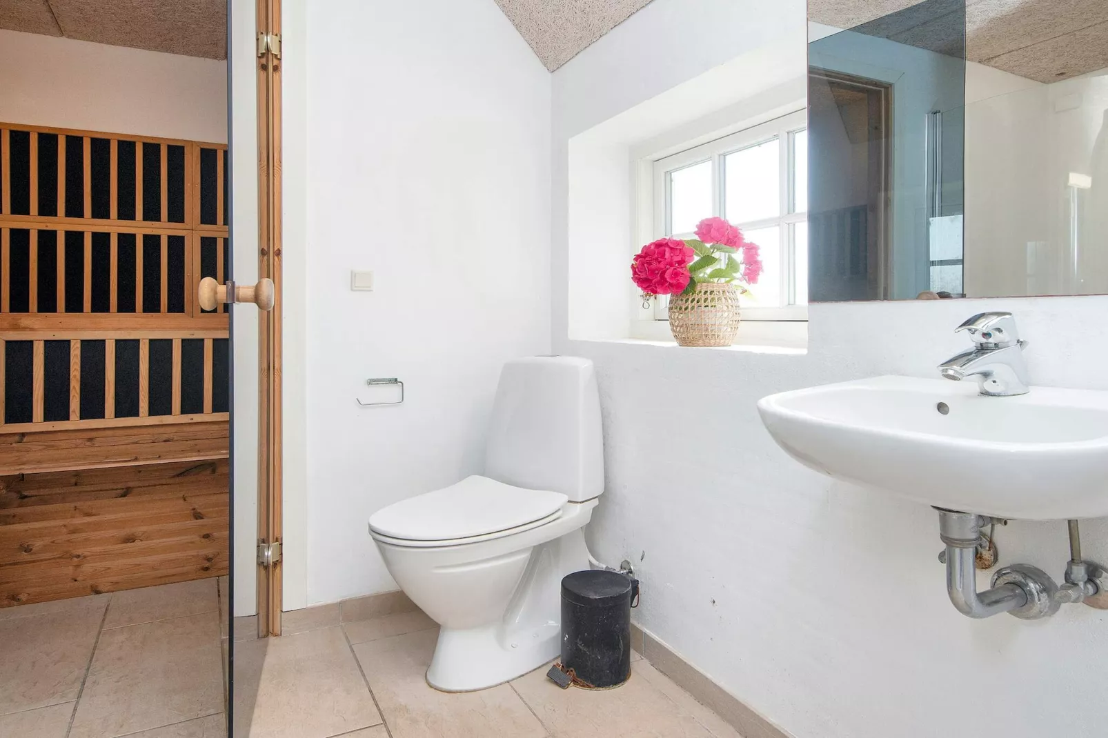 4 Sterne Ferienhaus in Ulfborg-Innenbereich