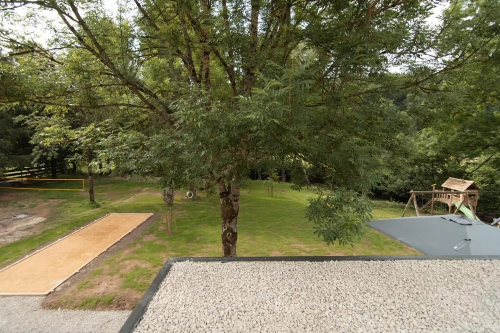 Maison Limerik-Garten Sommer