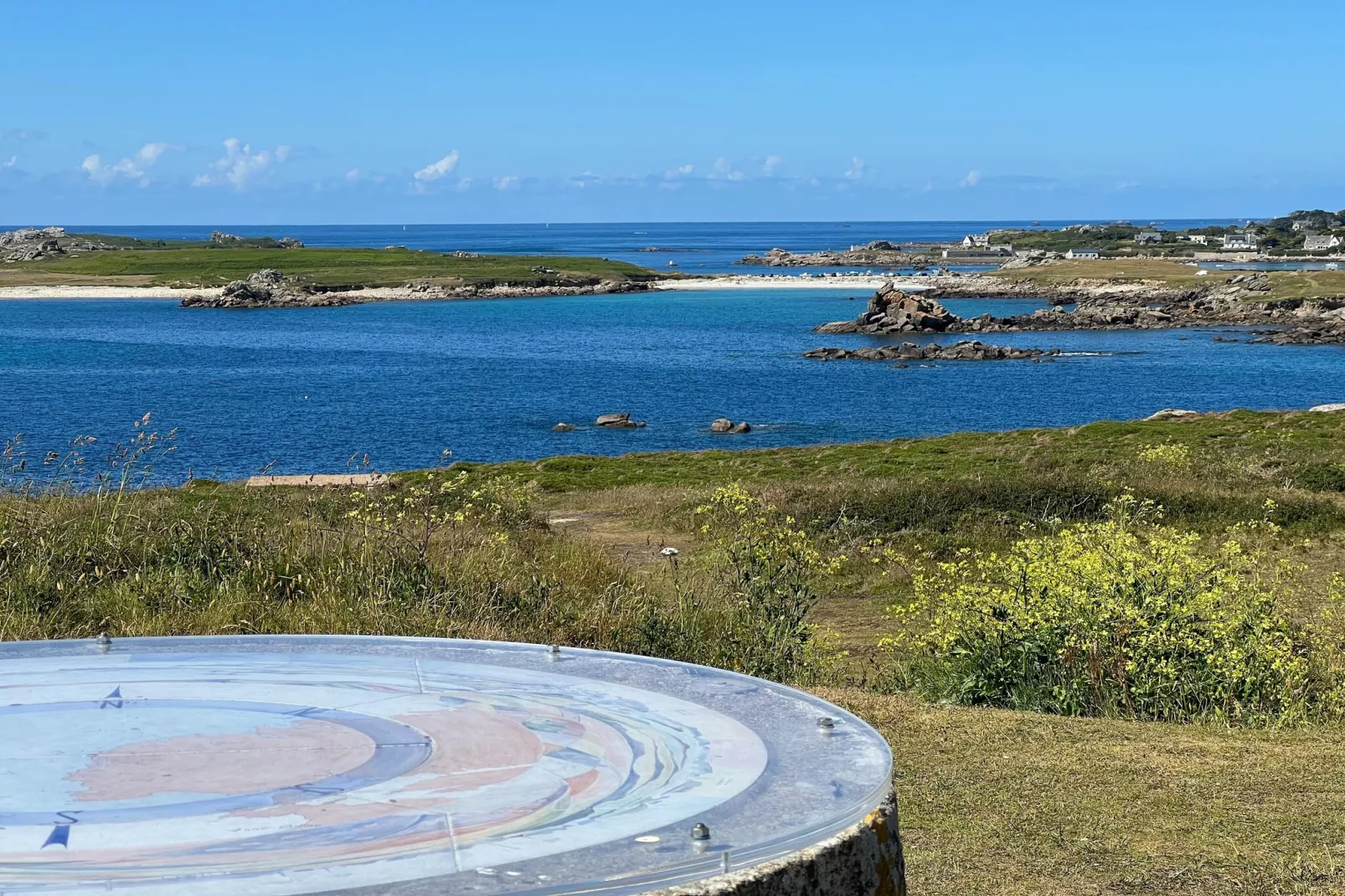 Doppelhaushälfte in Milizac-Areas within 20km in summer