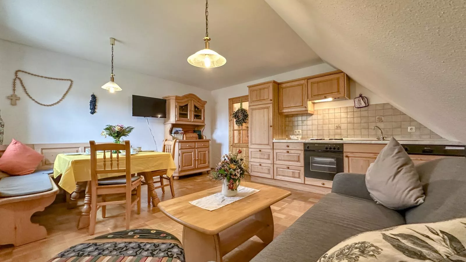 Blumenhof-Dining room