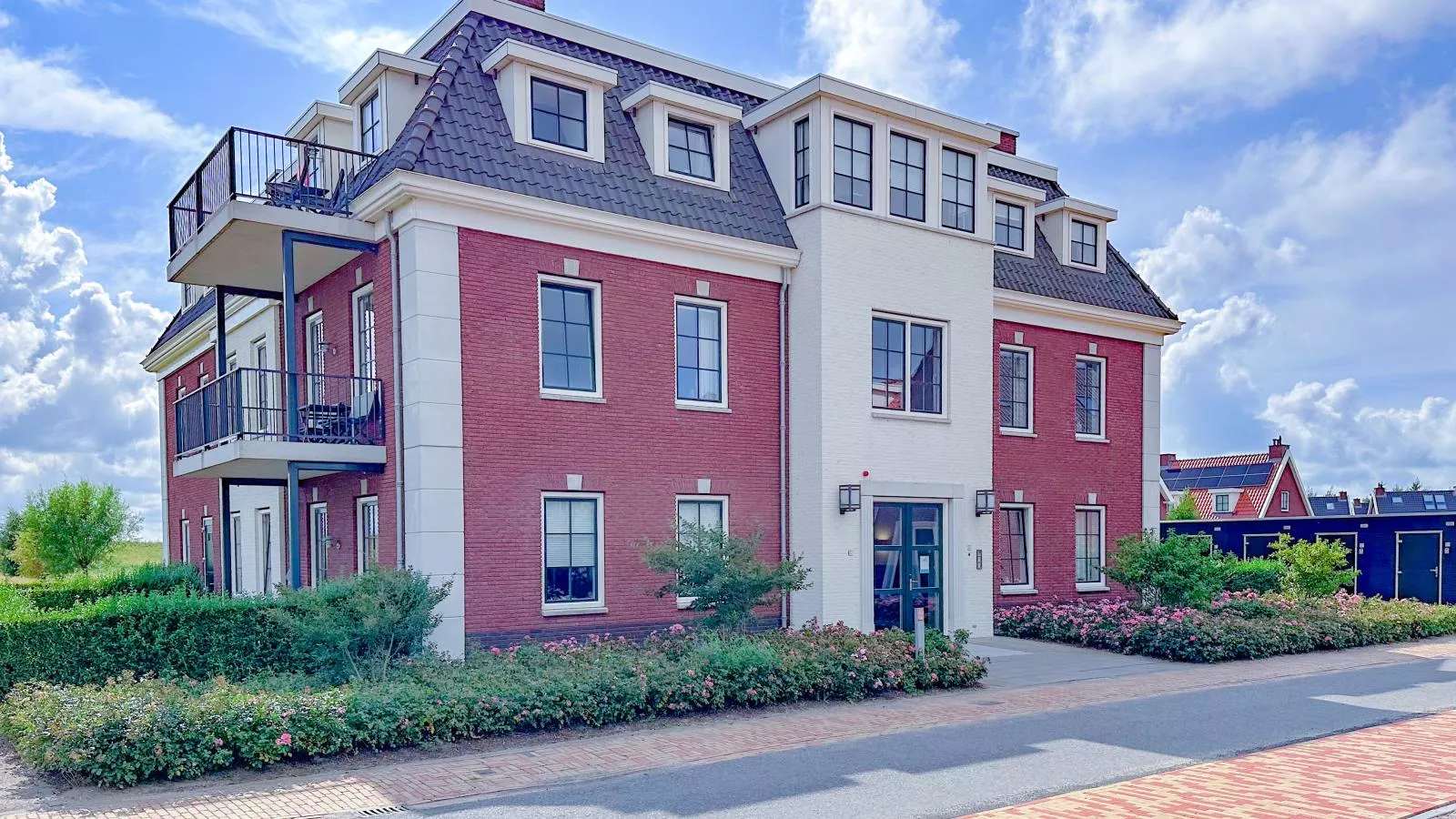 SeaLuxe Suite 27i-Außenbereich Sommer