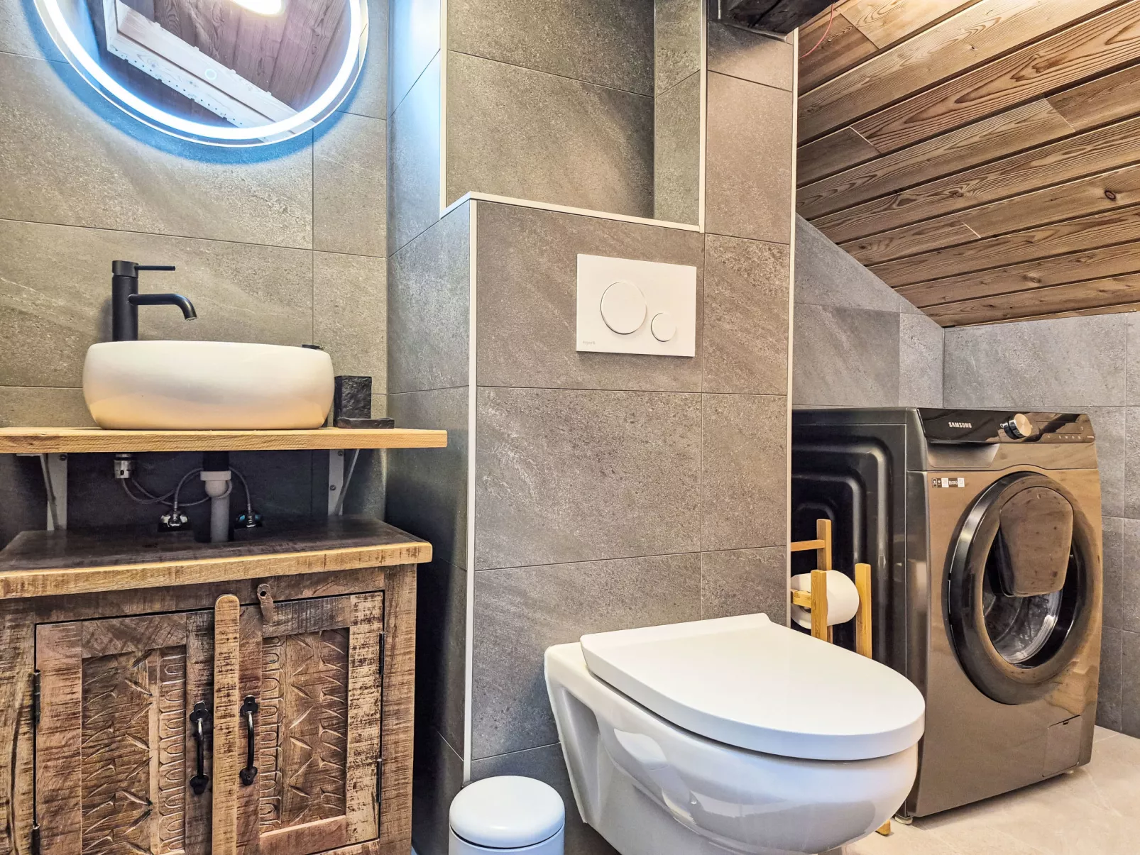 Les Agettes 1865-Inside