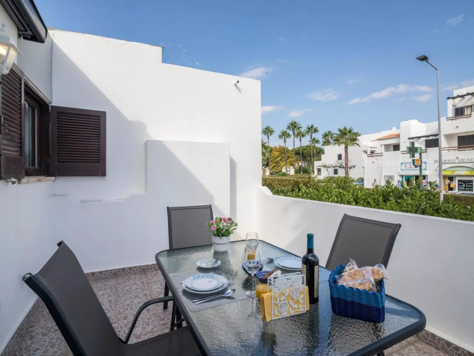 Patrick - Sunny Way-Dehors