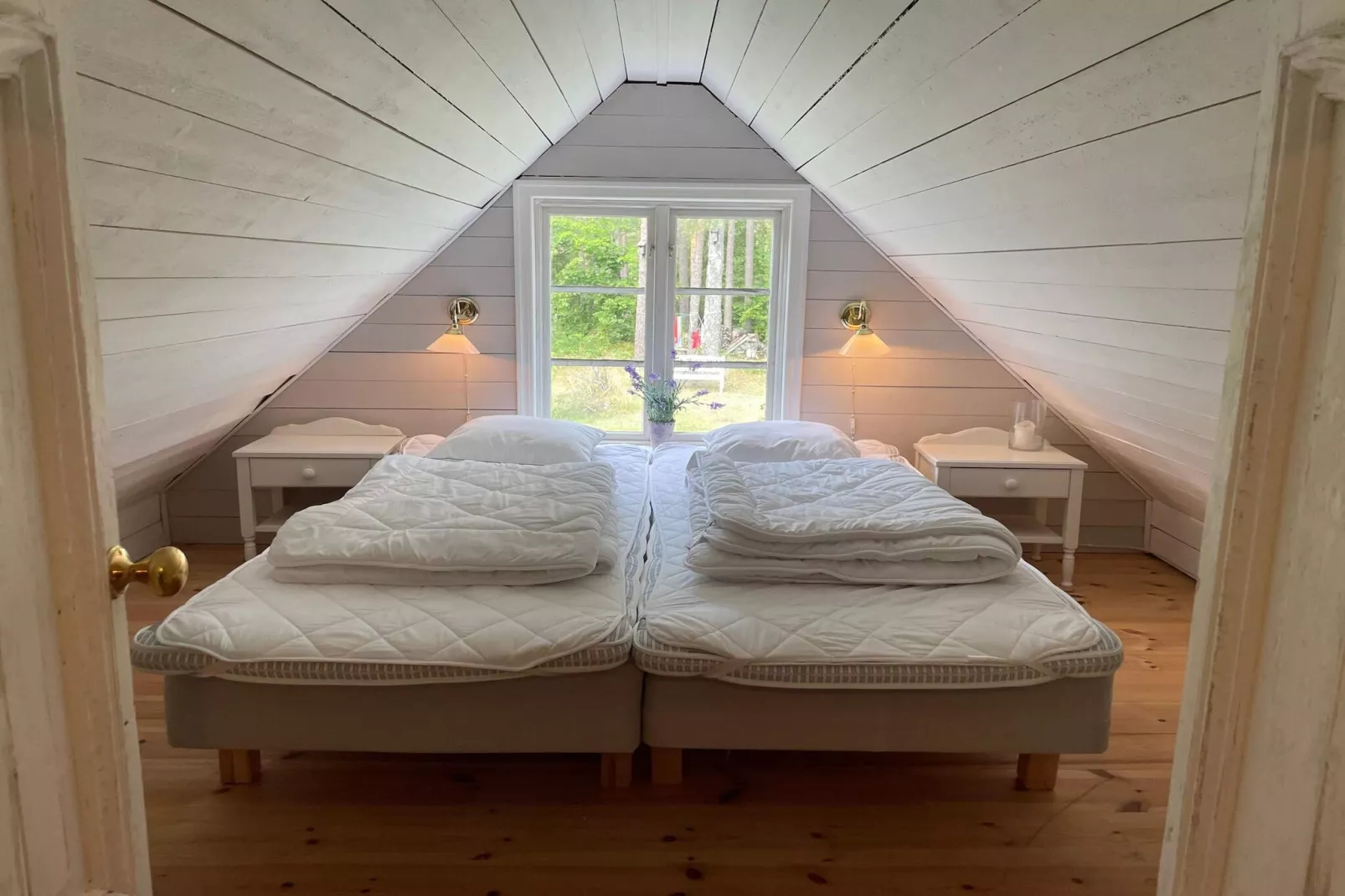 7 person holiday home in HALLABRO - Indoor