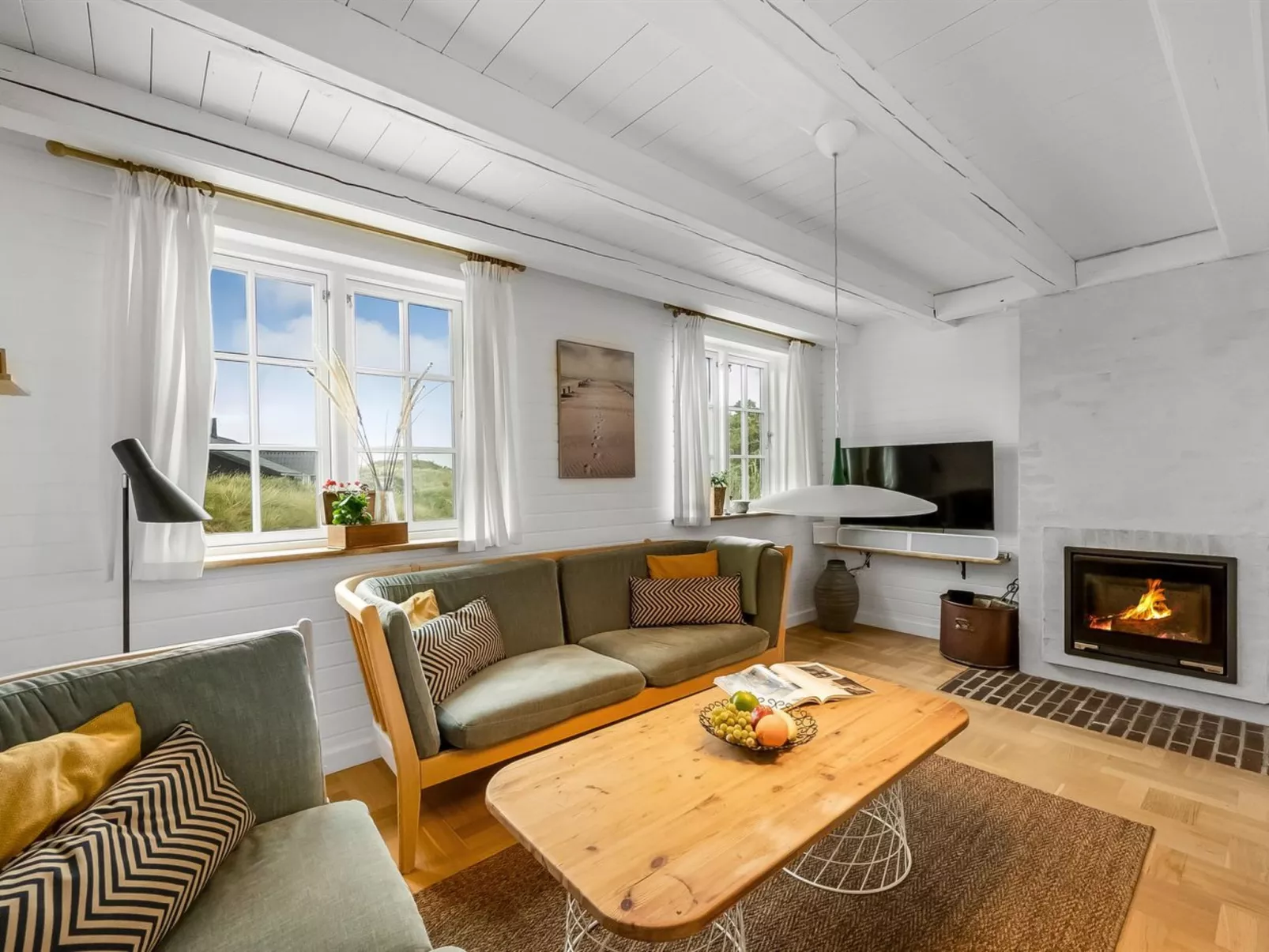 "Erle" - 200m to the fjord-Inside