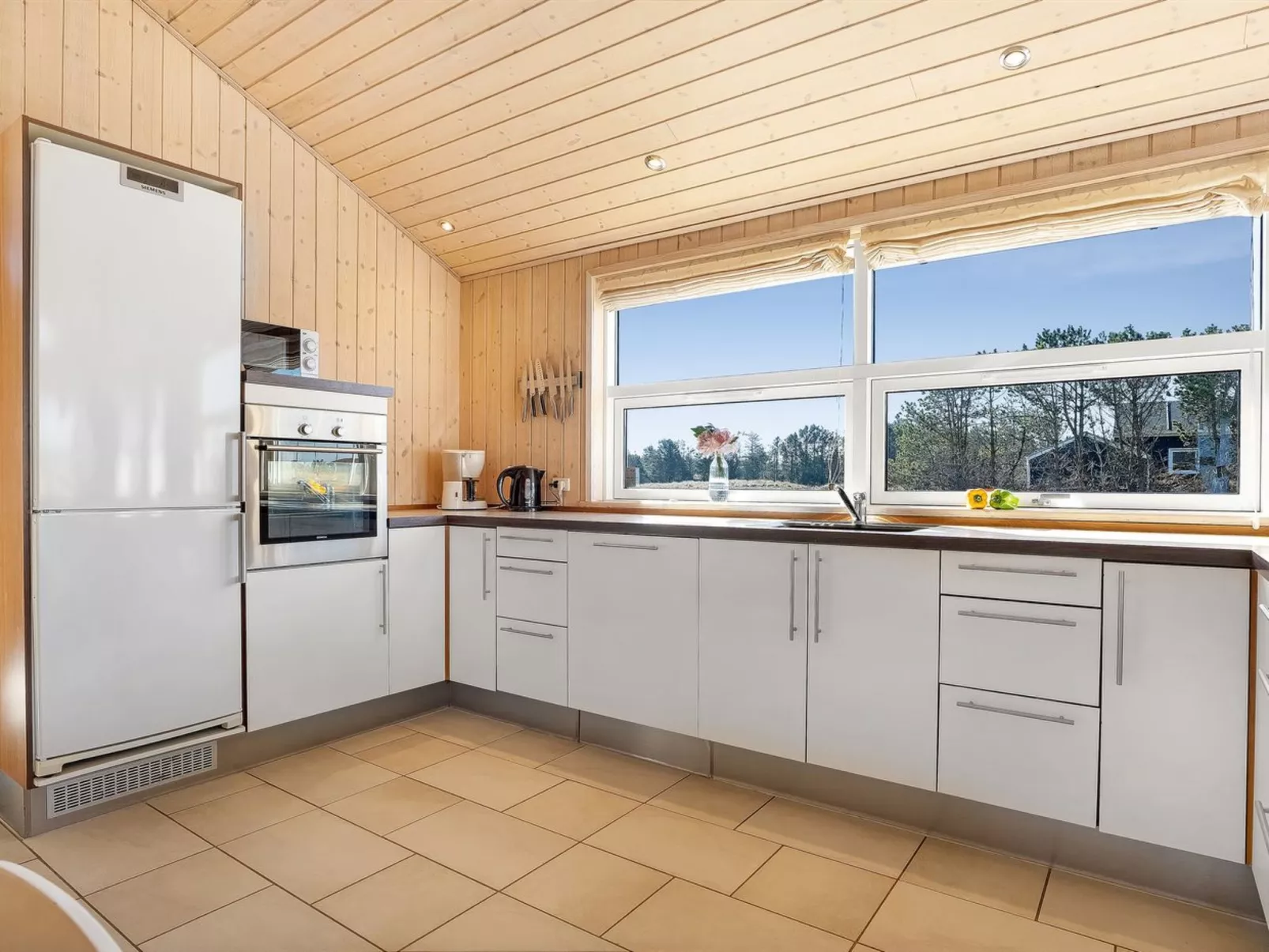 "Sirkka" - 902m from the sea-Dedans