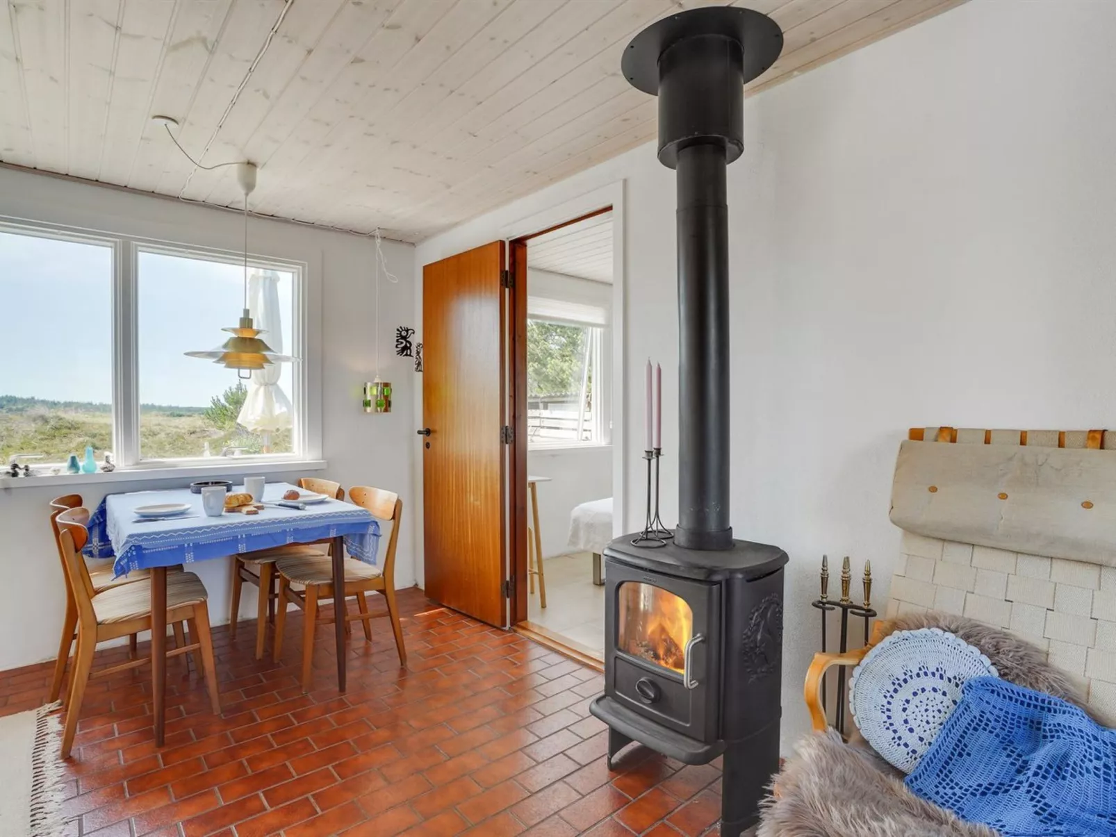 "Letta" - 800m from the sea-Dedans