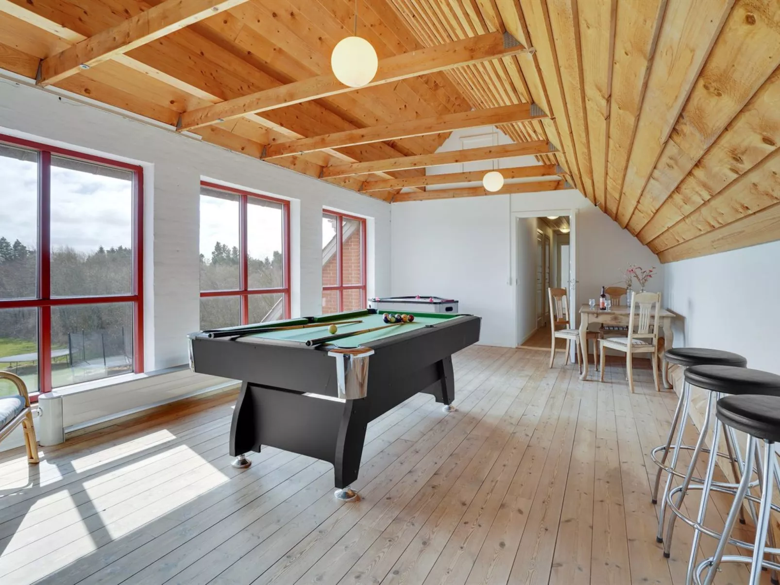 "Markhild" - 300m to the fjord-Drinnen