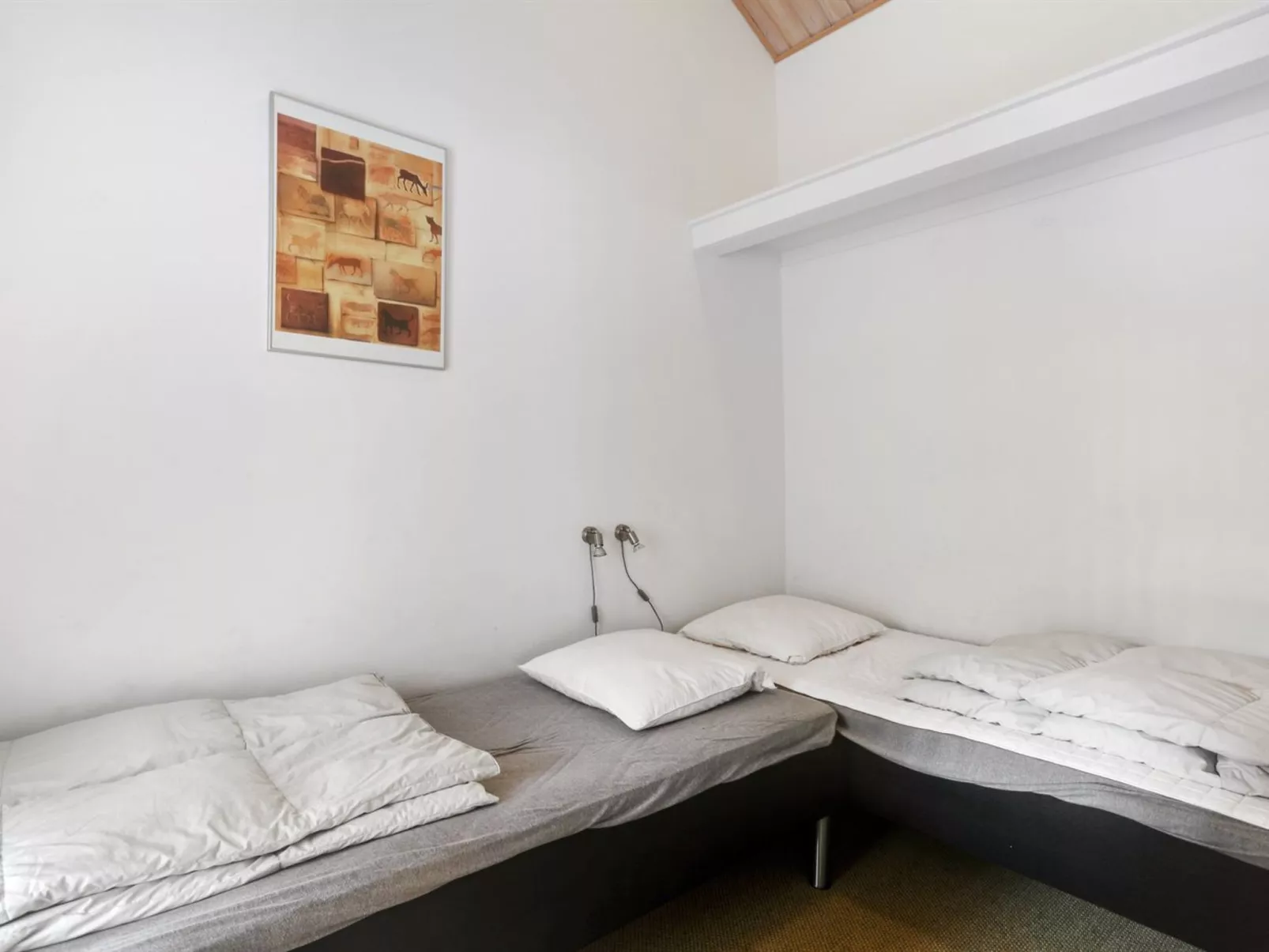 "Dorit" - 600m from the sea-Drinnen