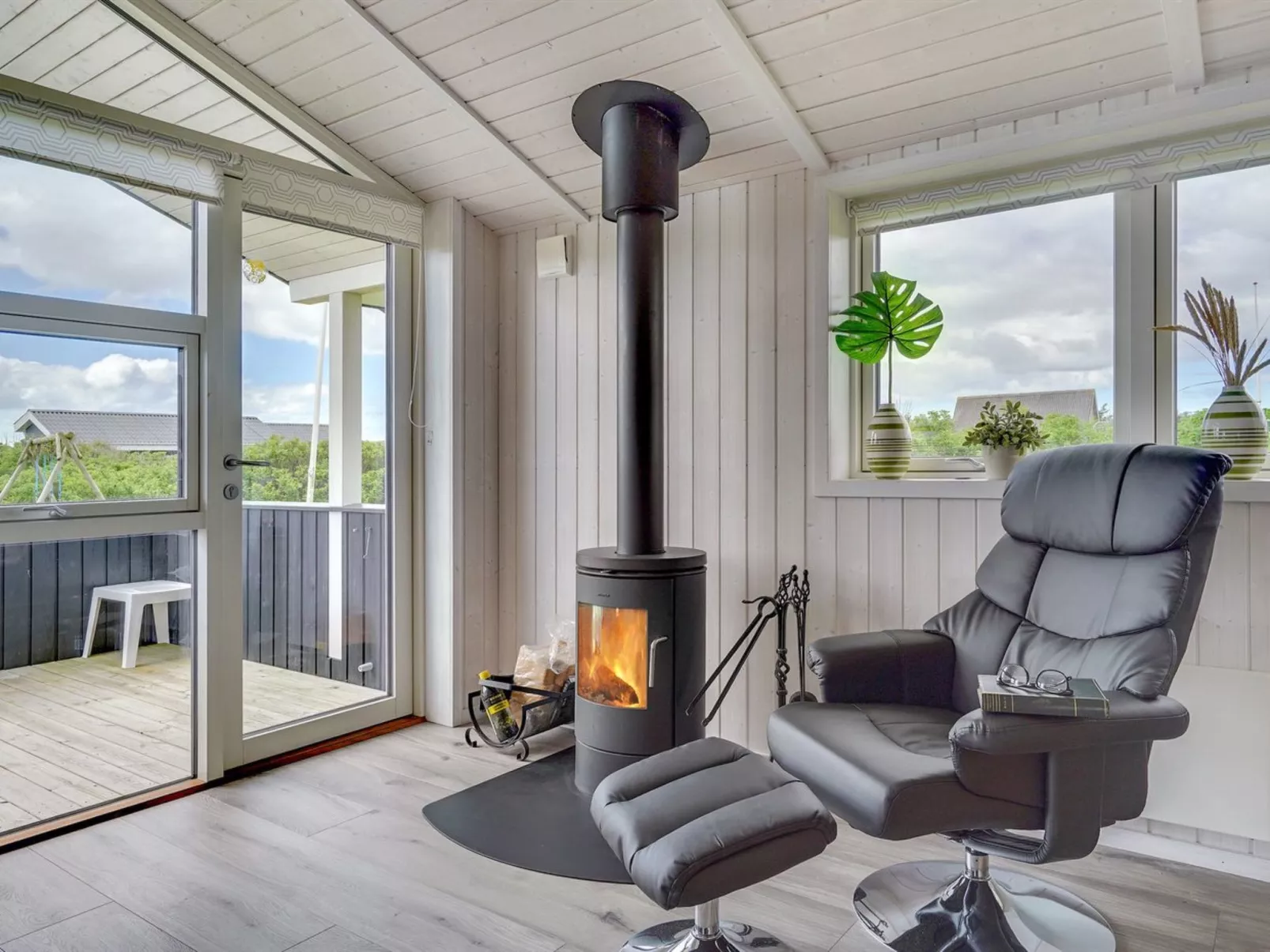 "Erza" - 500m from the sea-Drinnen