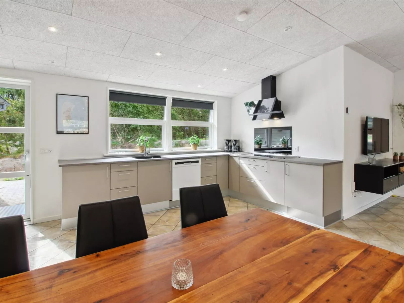 "Nael" - 1.6km from the sea-Drinnen