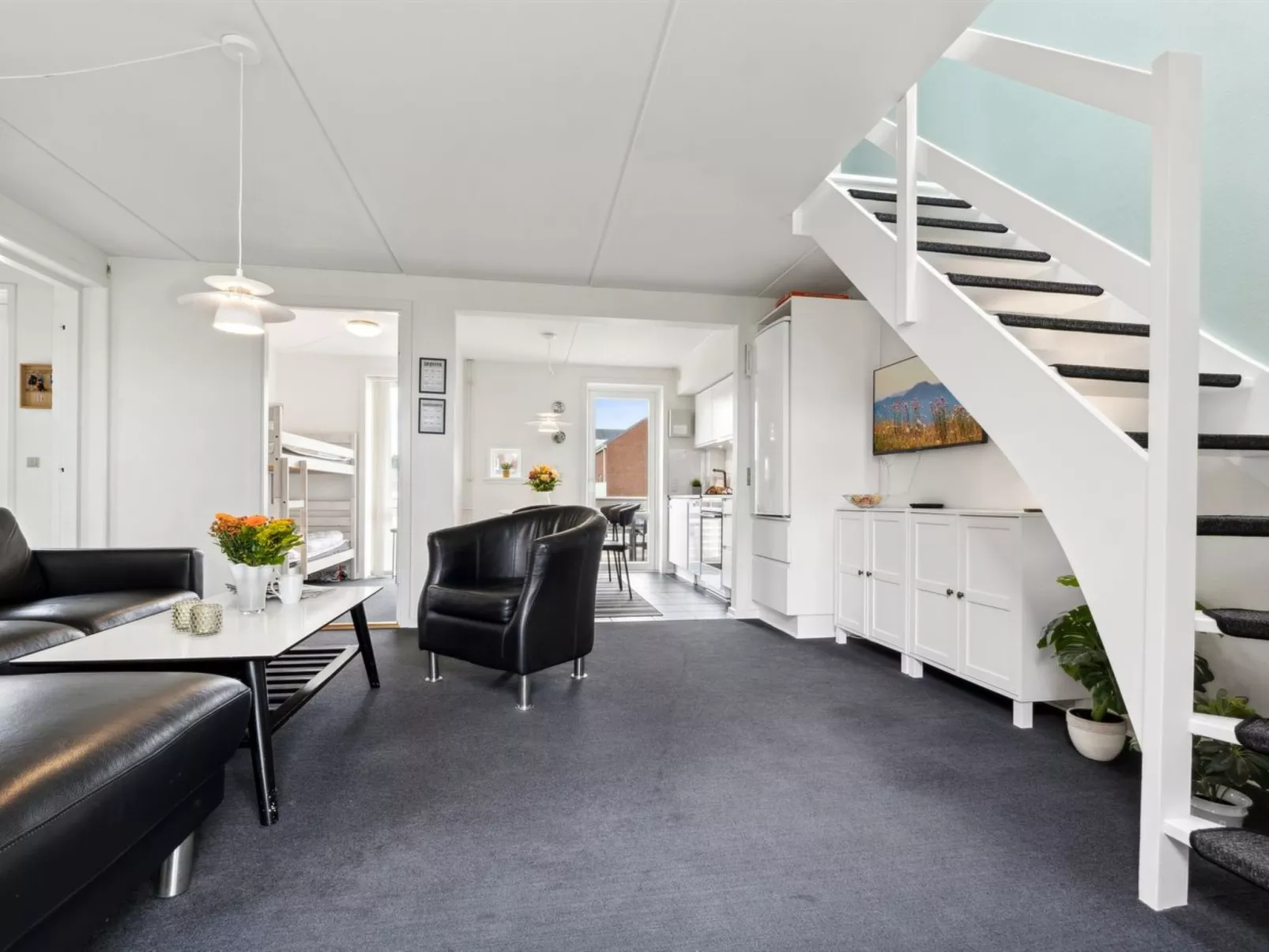 "Akim" - 2km from the sea-Dedans