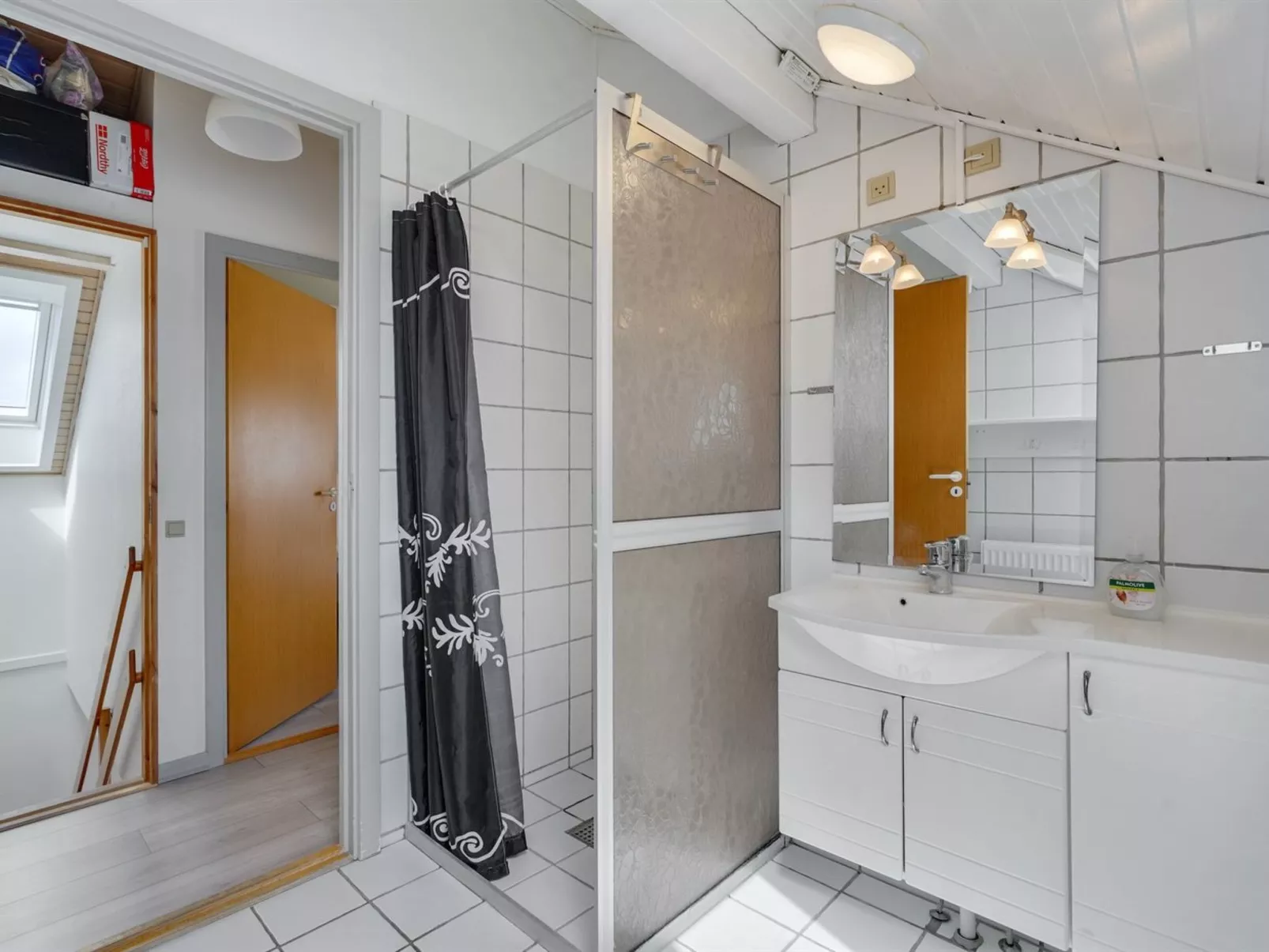 "Mariam" - 2.3km from the sea-Drinnen