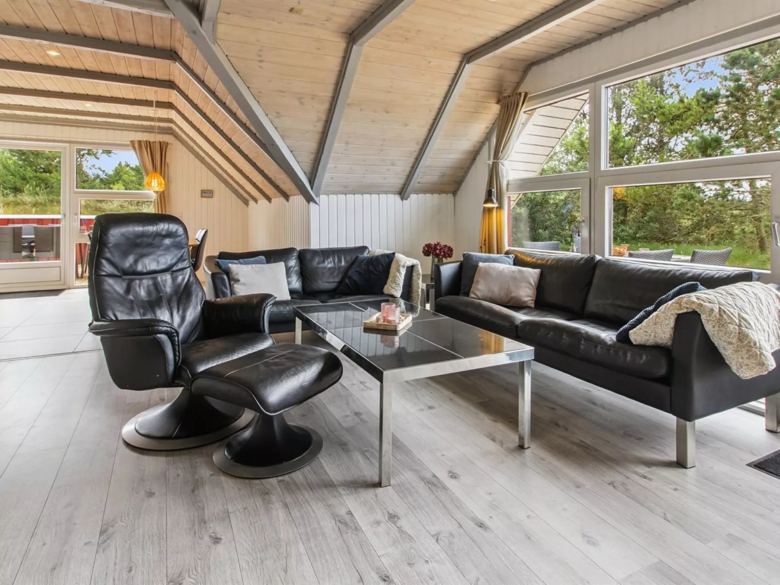 "Dufa" - 3.2km from the sea-Inside