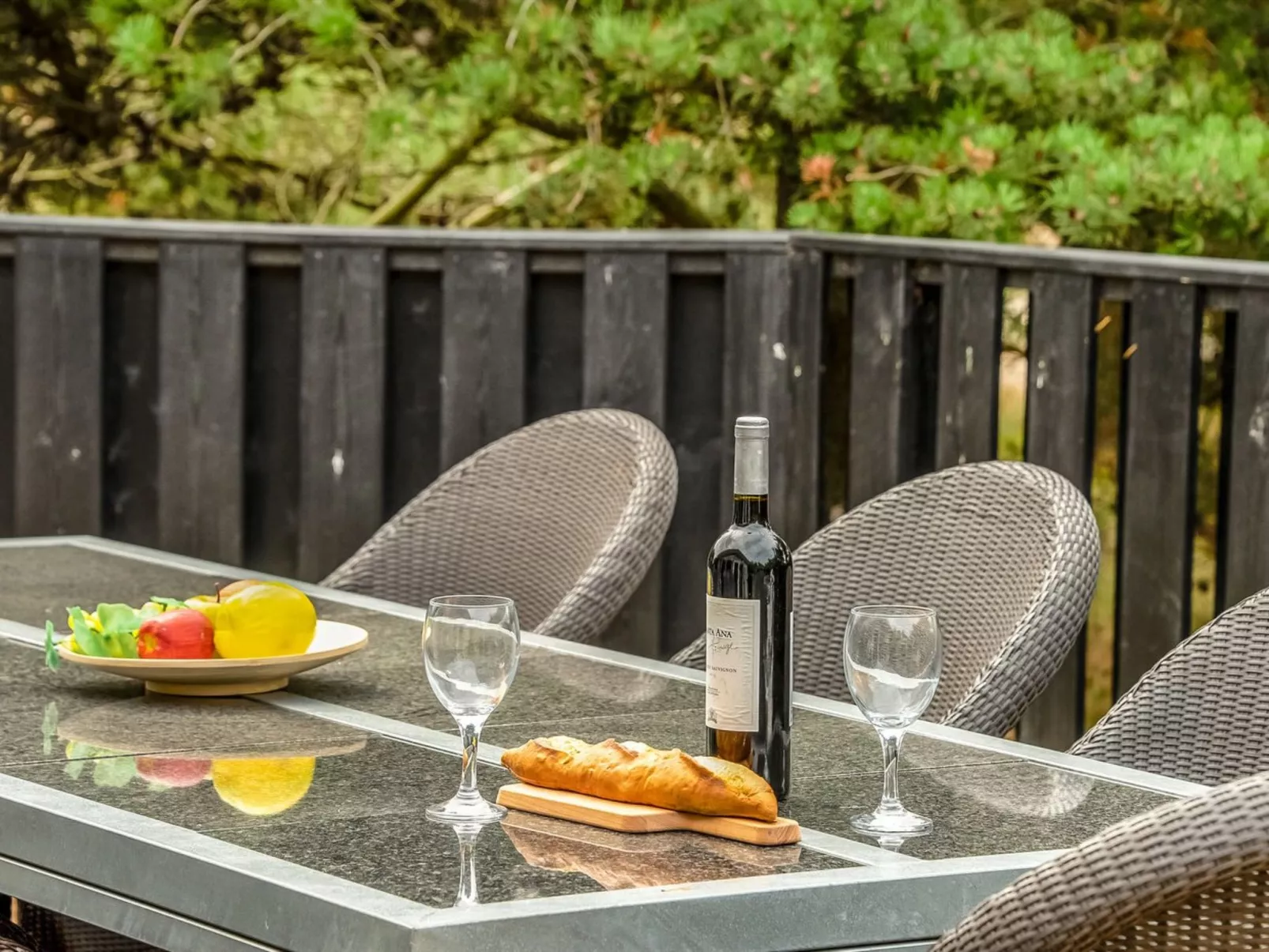 "Lav" - 3.8km from the sea-Dehors