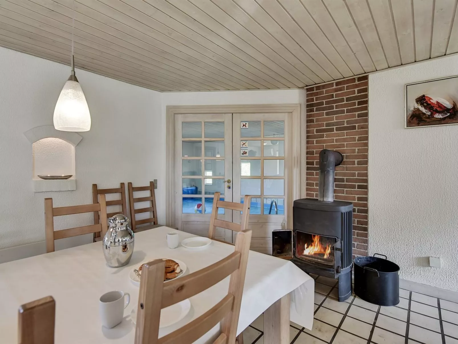 "Ameline" - 500m to the fjord-Drinnen